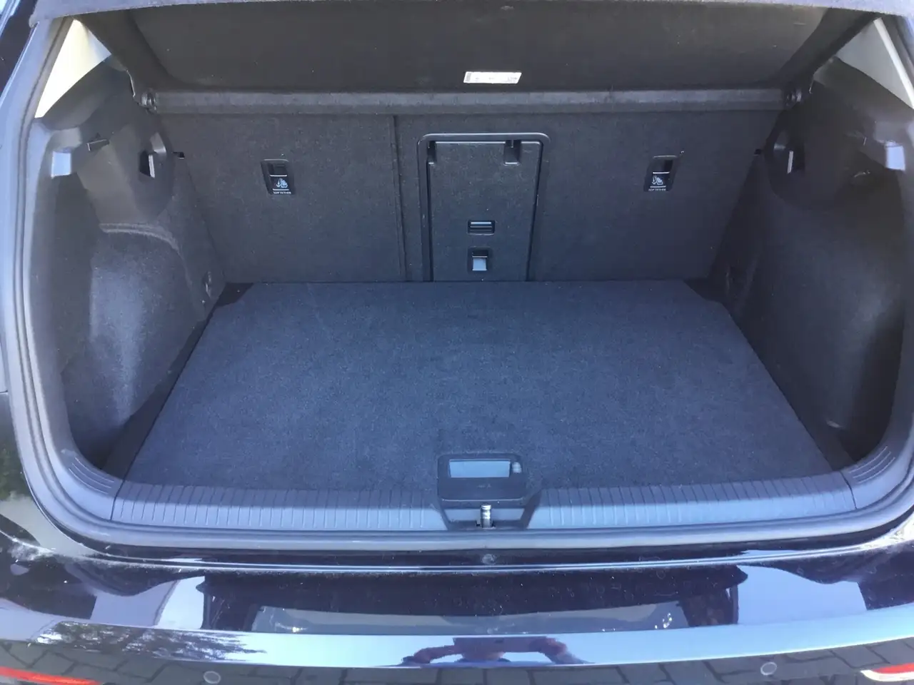 Volkswagen Golf VIII 1.5 eTSI DSG ACTIVE +LED +ACC +VIRTUAL +NAVI, миниатюра 16