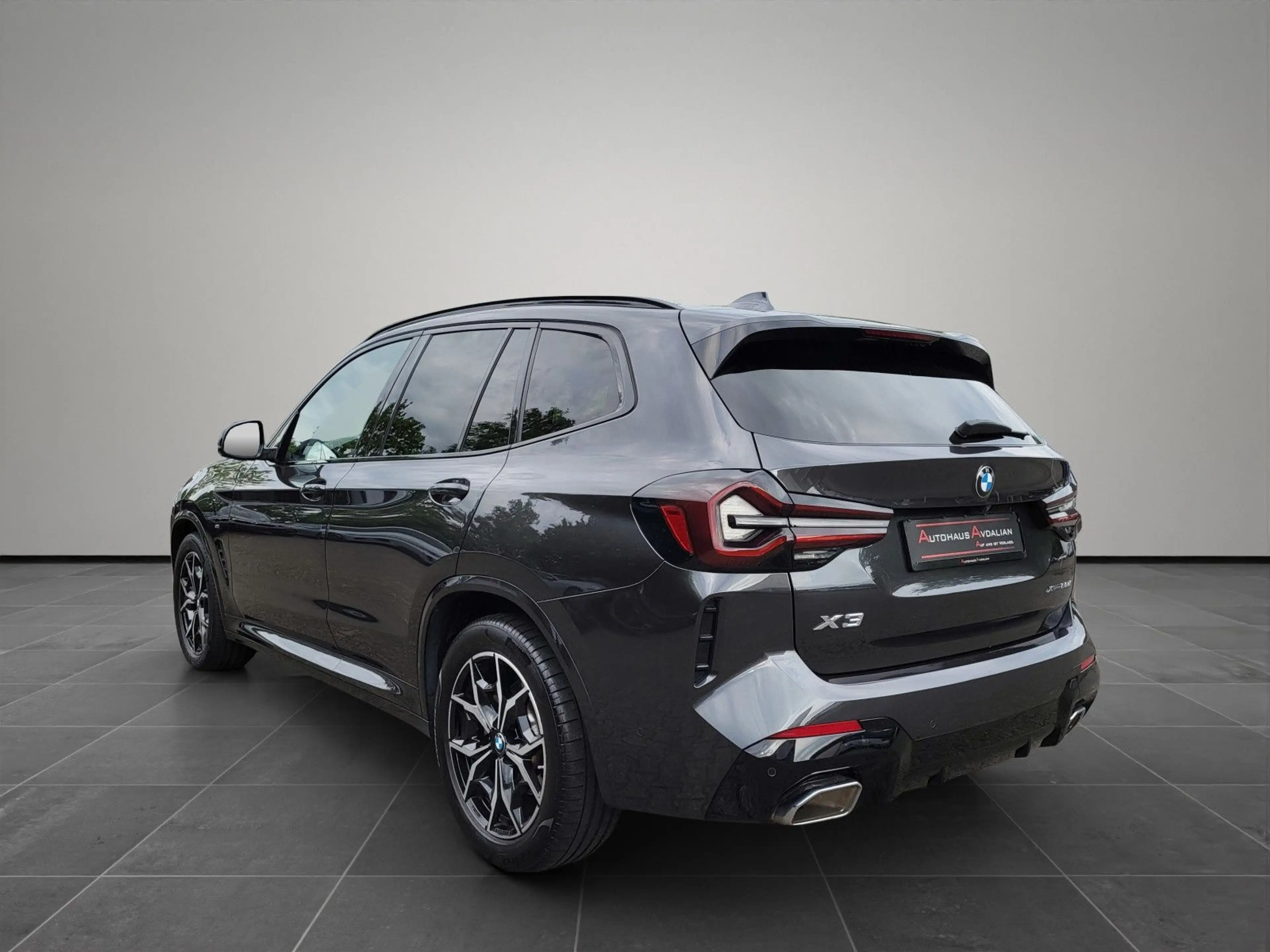 BMW X3 xDrive 20 d M Sport MEMORY|ACC|H&K|AHK — photo 3