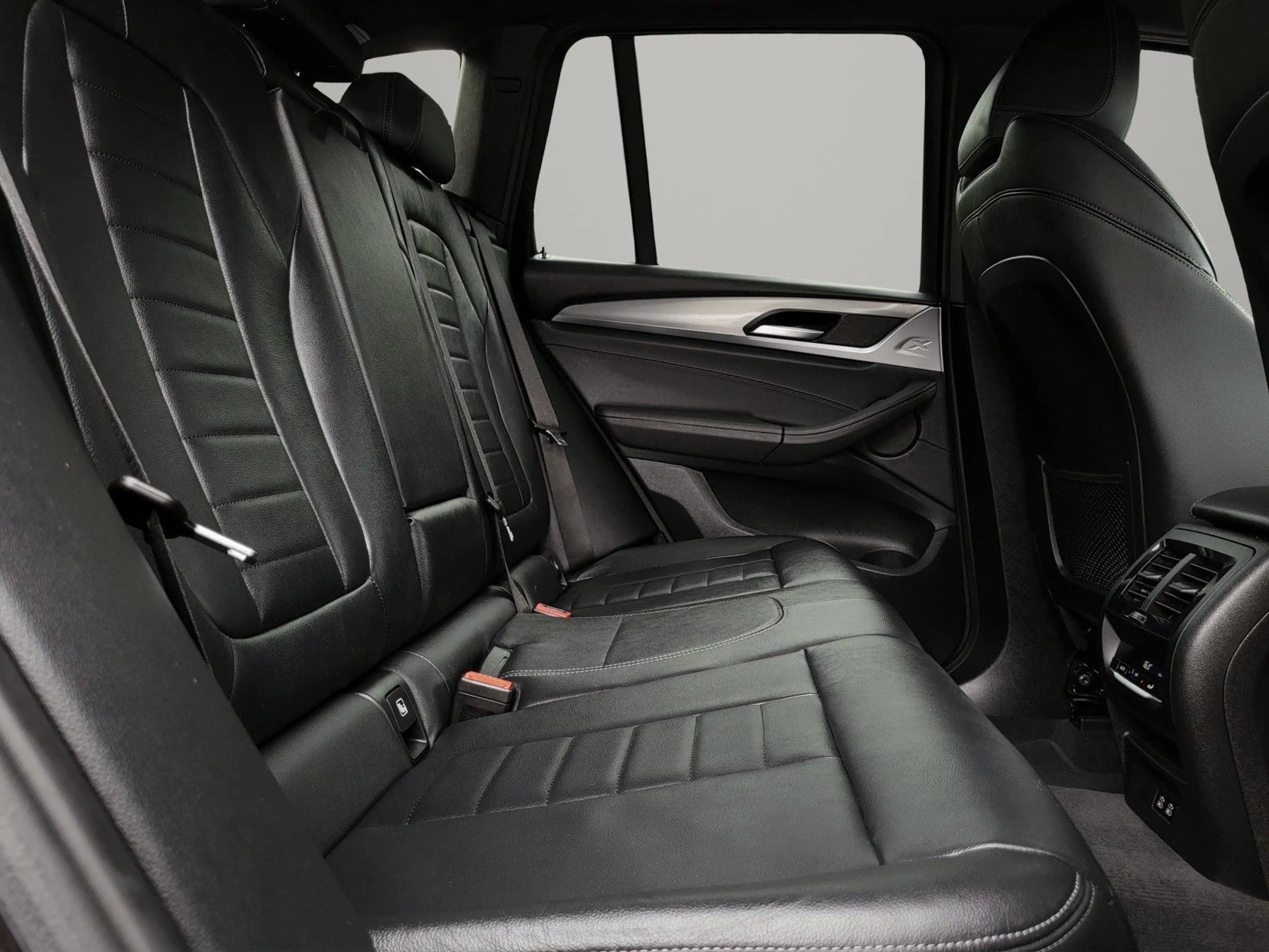 BMW X3 xDrive 20 d M Sport MEMORY|ACC|H&K|AHK — photo 12