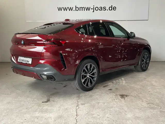 BMW X6 view 13