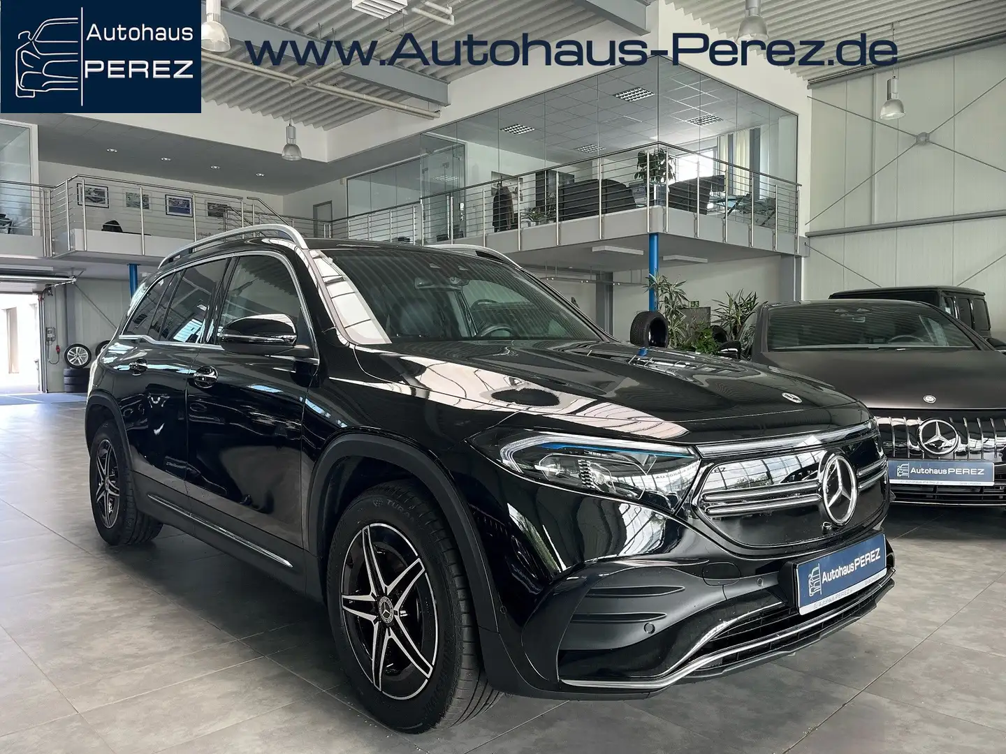 Mercedes-Benz EQB 350 AMG DISTRONIC-KAMERA-KEYLESS-MBUX Fekete - 1
