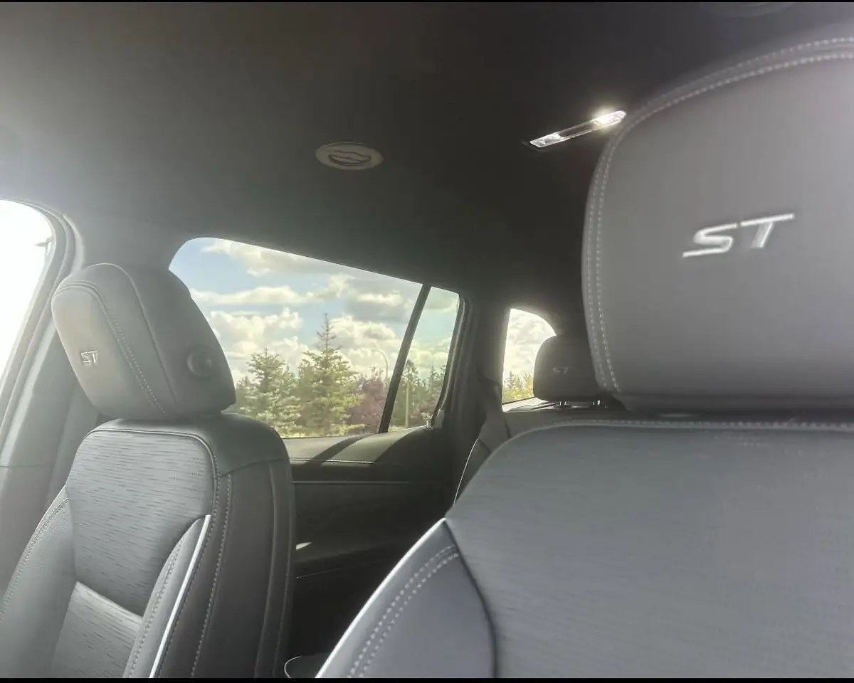 Buick Enclave снимка Buick Enclave
