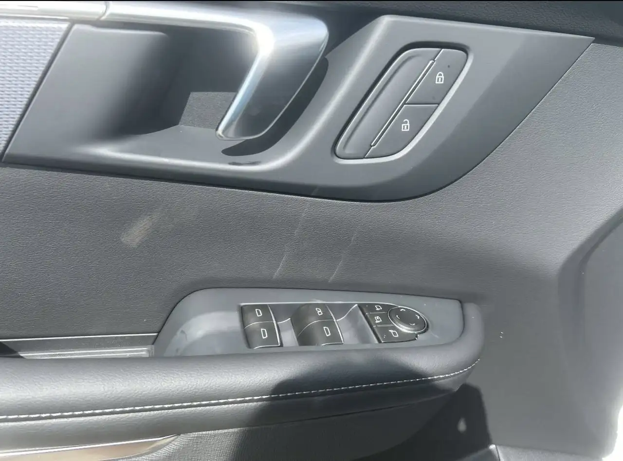 Buick Enclave снимка Buick Enclave