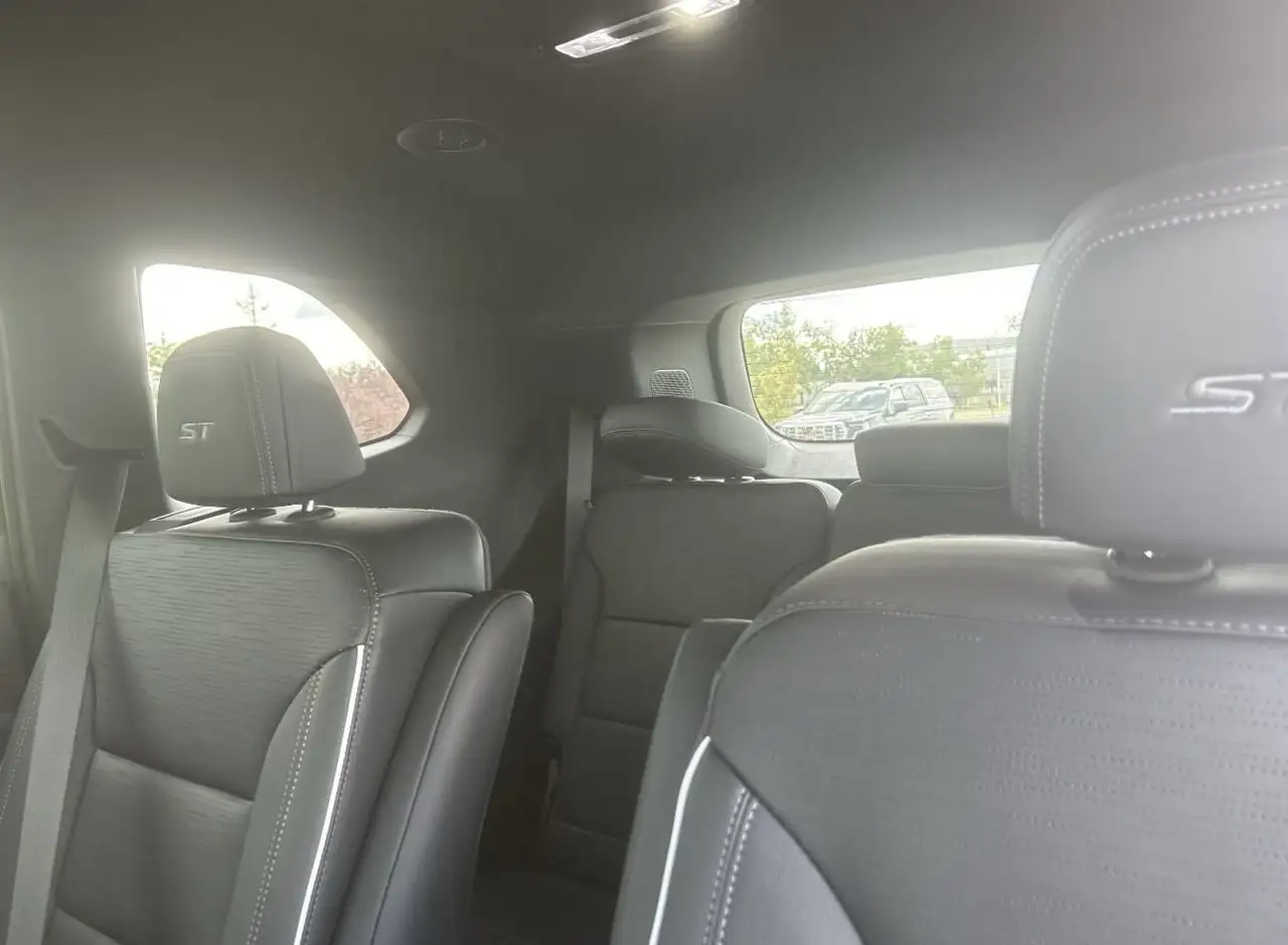 Buick Enclave снимка Buick Enclave