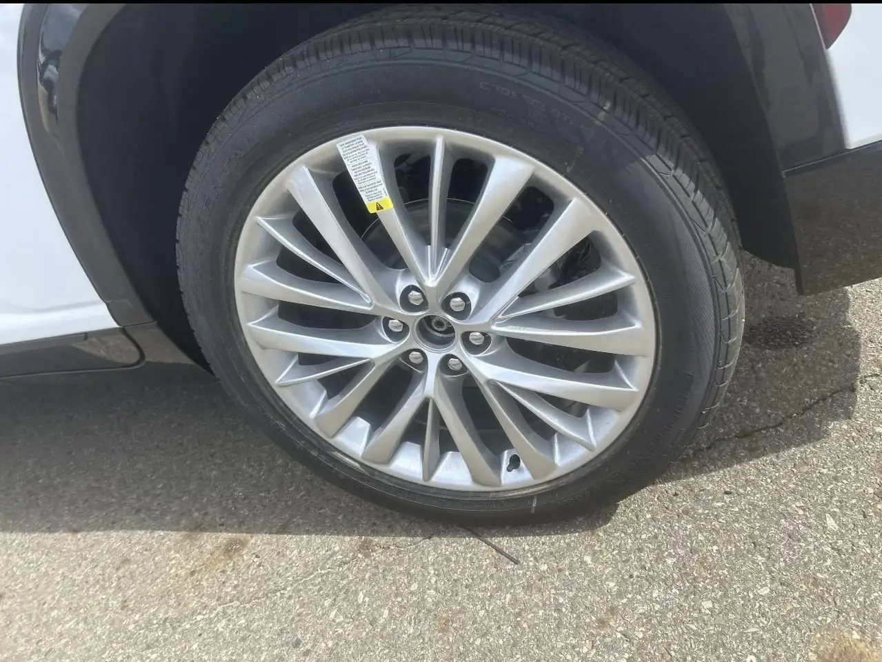 Buick Enclave снимка Buick Enclave