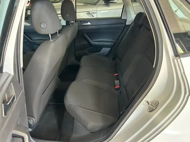 Volkswagen Polo view 7