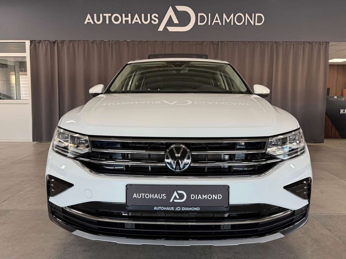 Volkswagen TIGUAN 4Motion Elegance -  - Joinsteer - #2