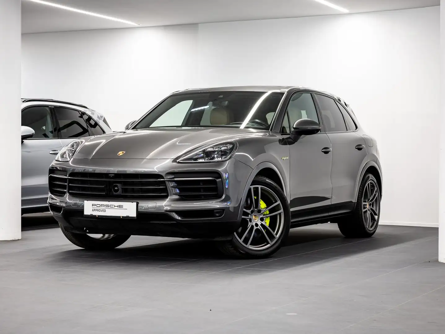 Porsche Cayenne E-Hybrid III Grau - 1
