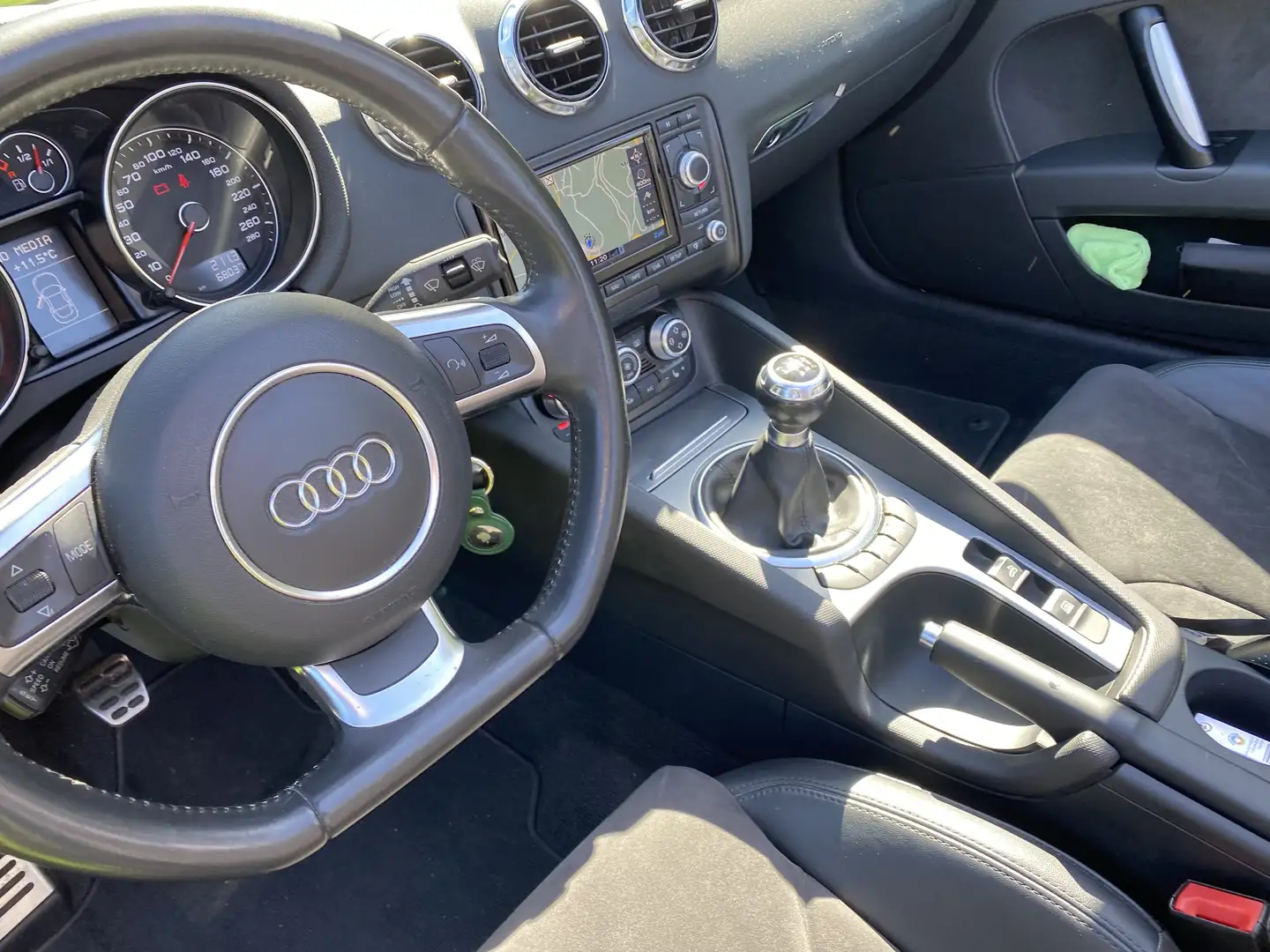 Audi TT 2.0 TFSI Roadster Marrón - 2
