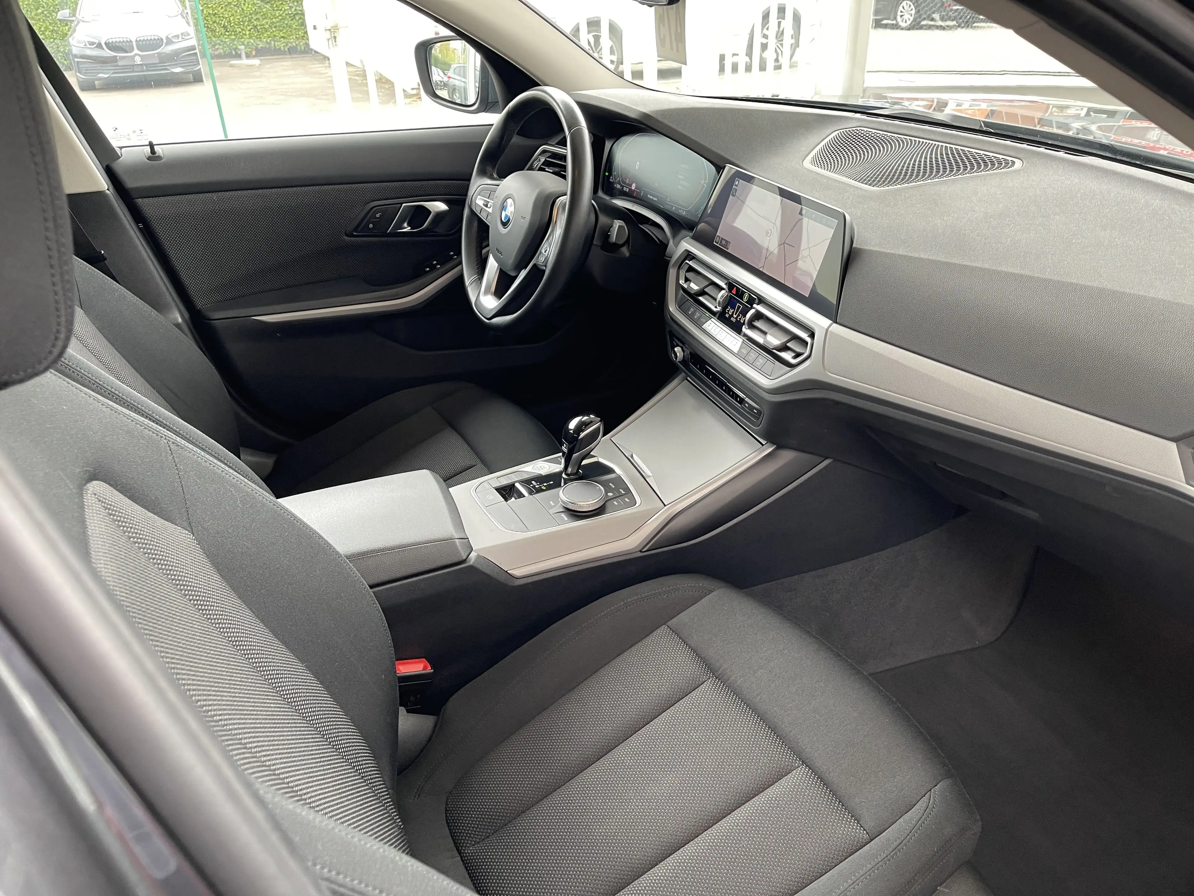 BMW 316 dA MHEV *** GARANTIE + LED + COCKPIT + GPS PRO *** — photo 9