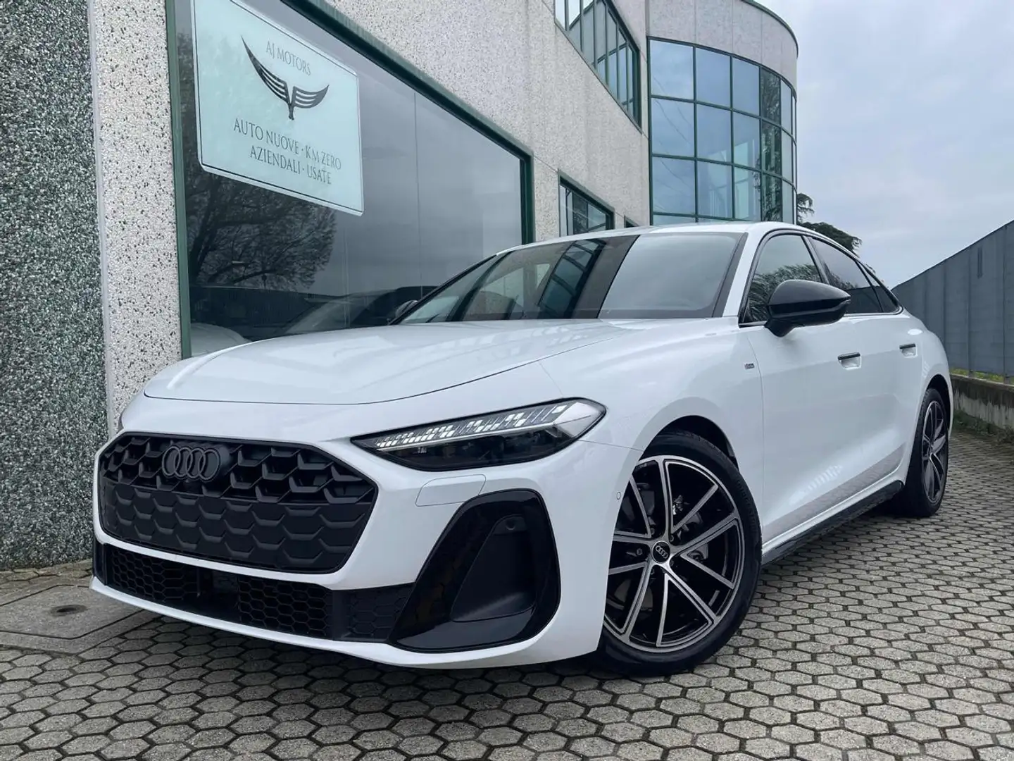 Audi A5 TFSI 110 kW S tronic S Line edit-Pr.Reale-rata590 Blanc - 1