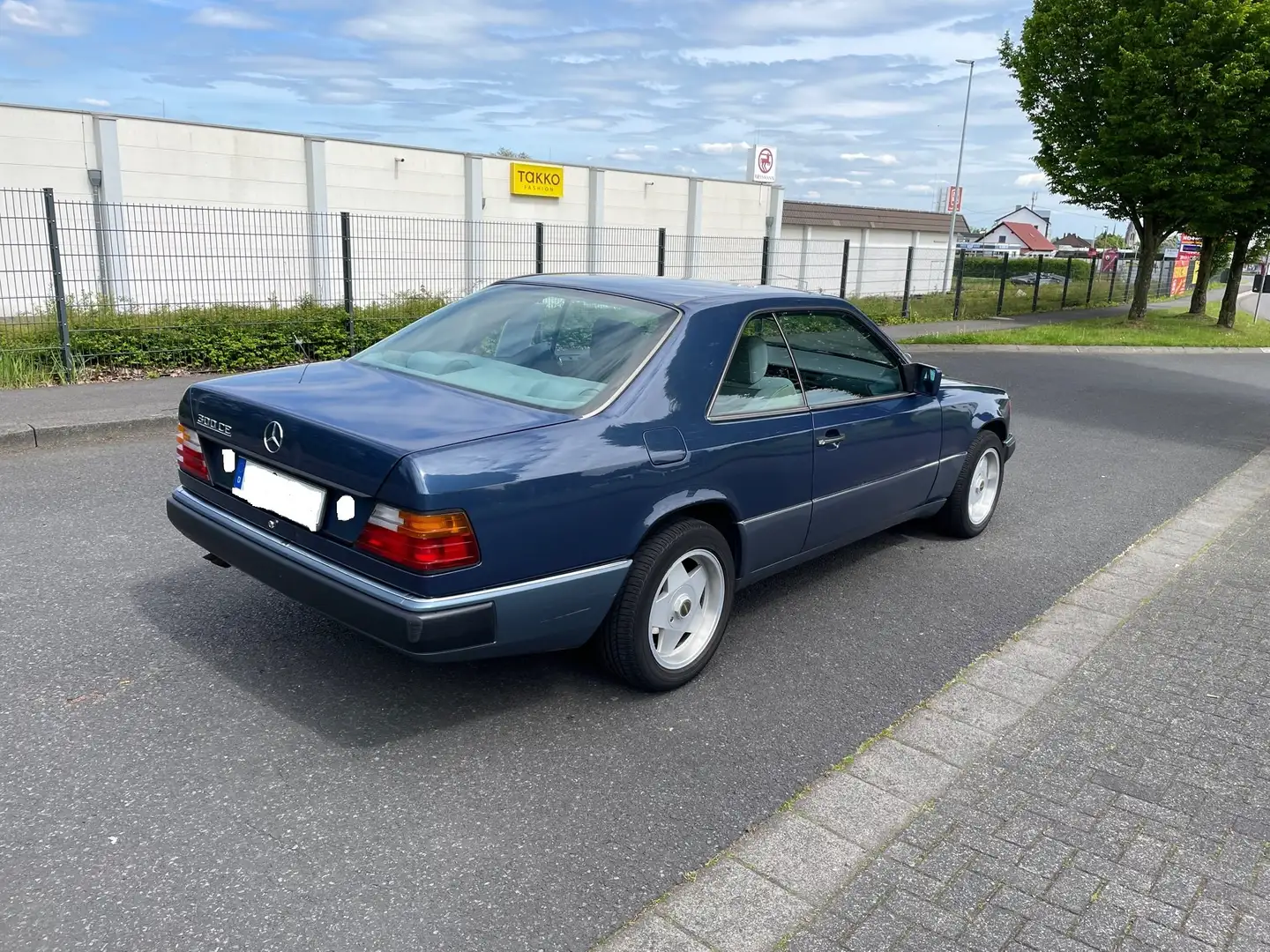 Mercedes-Benz CE 300 300 CE Mavi - 2