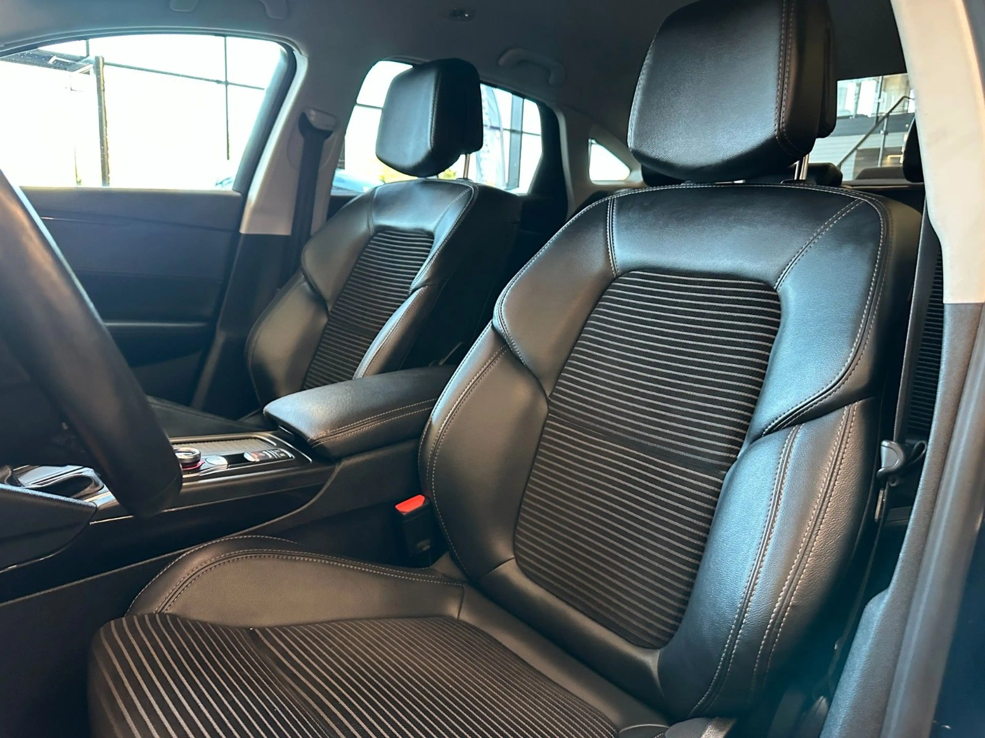 Renault Talisman *Tempo*Klima*Adaptives-Fahrwerk*LED* — photo 9
