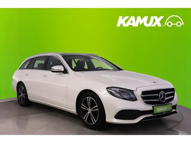 Mercedes-Benz E 200 T 8G-tronic Avantgarde+LED+PANO+KAMERA