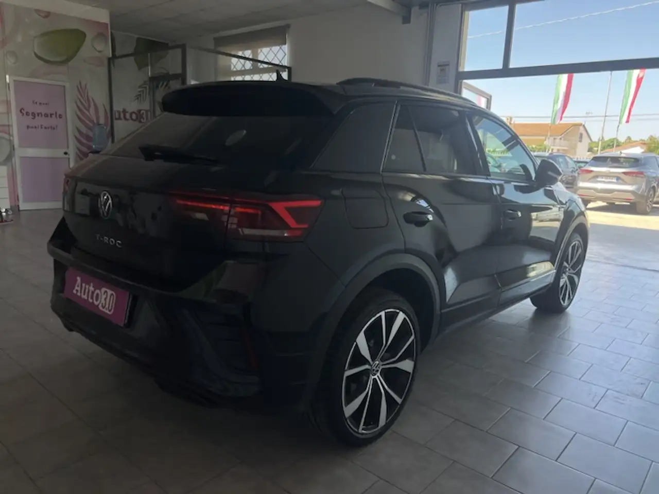 Volkswagen T-Roc I 2022 1.0 tsi R-Line 110cv SENZA OBBLIGO DI FINANZIAMENTO, миниатюра 3