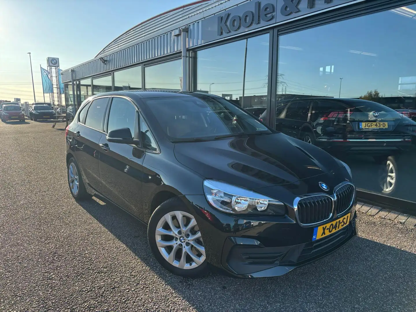 BMW 225 2-Serie Active Tourer (f45) 225xe 224pk iPerforman Noir - 1