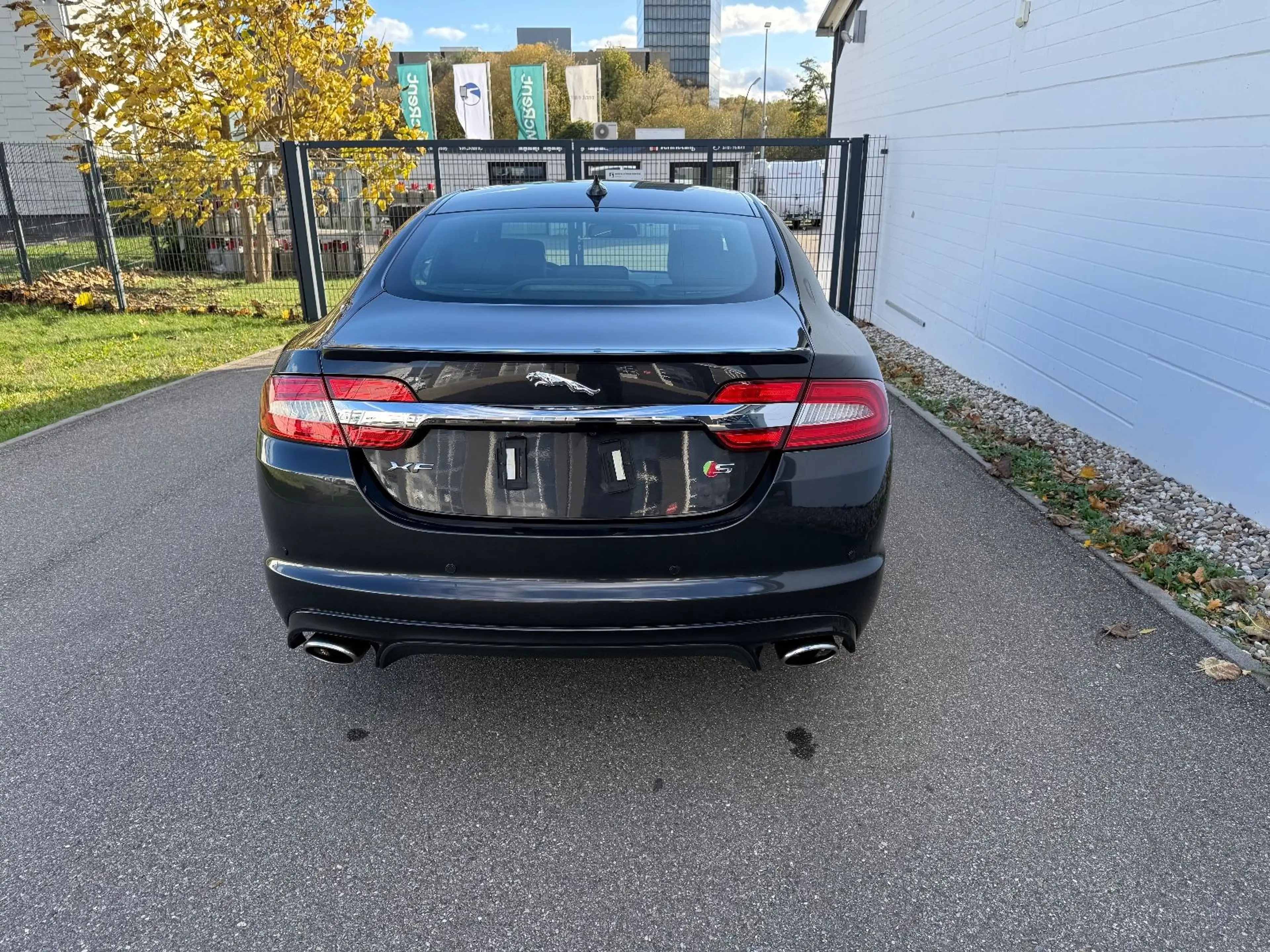 Jaguar XF 3.0 V6 Diesel — photo 4