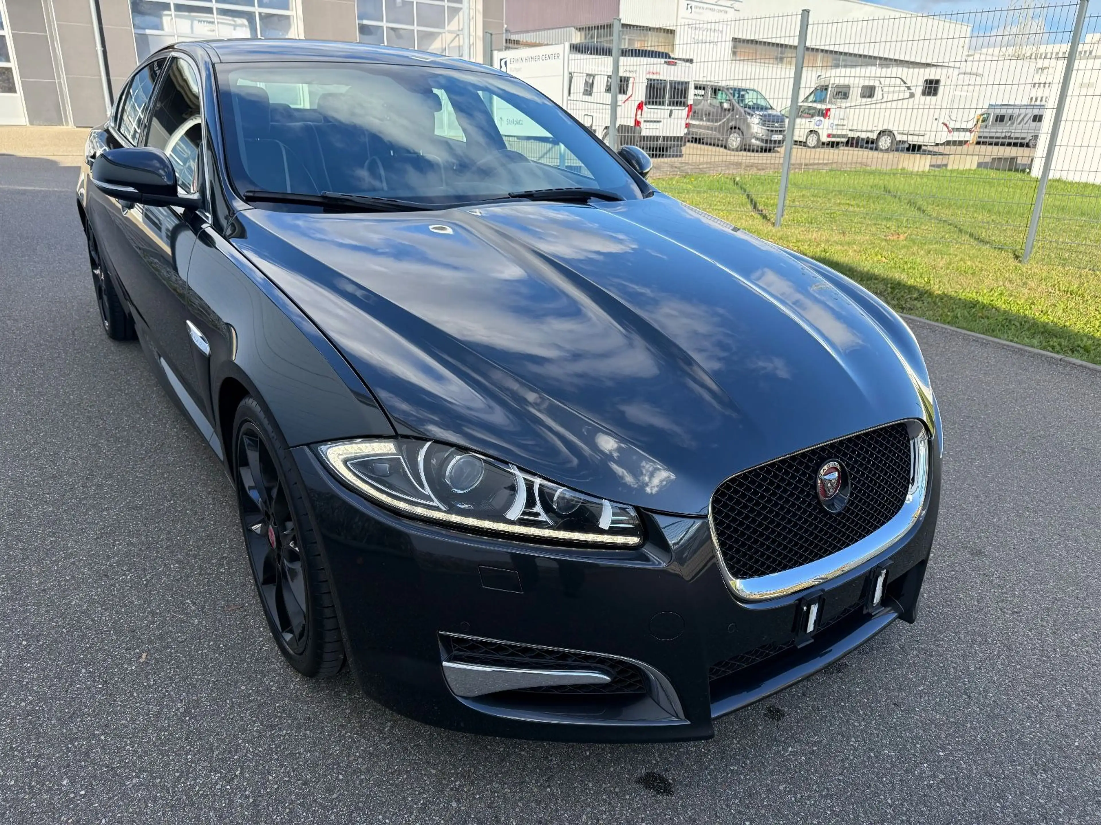 Jaguar XF 3.0 V6 Diesel — photo 5
