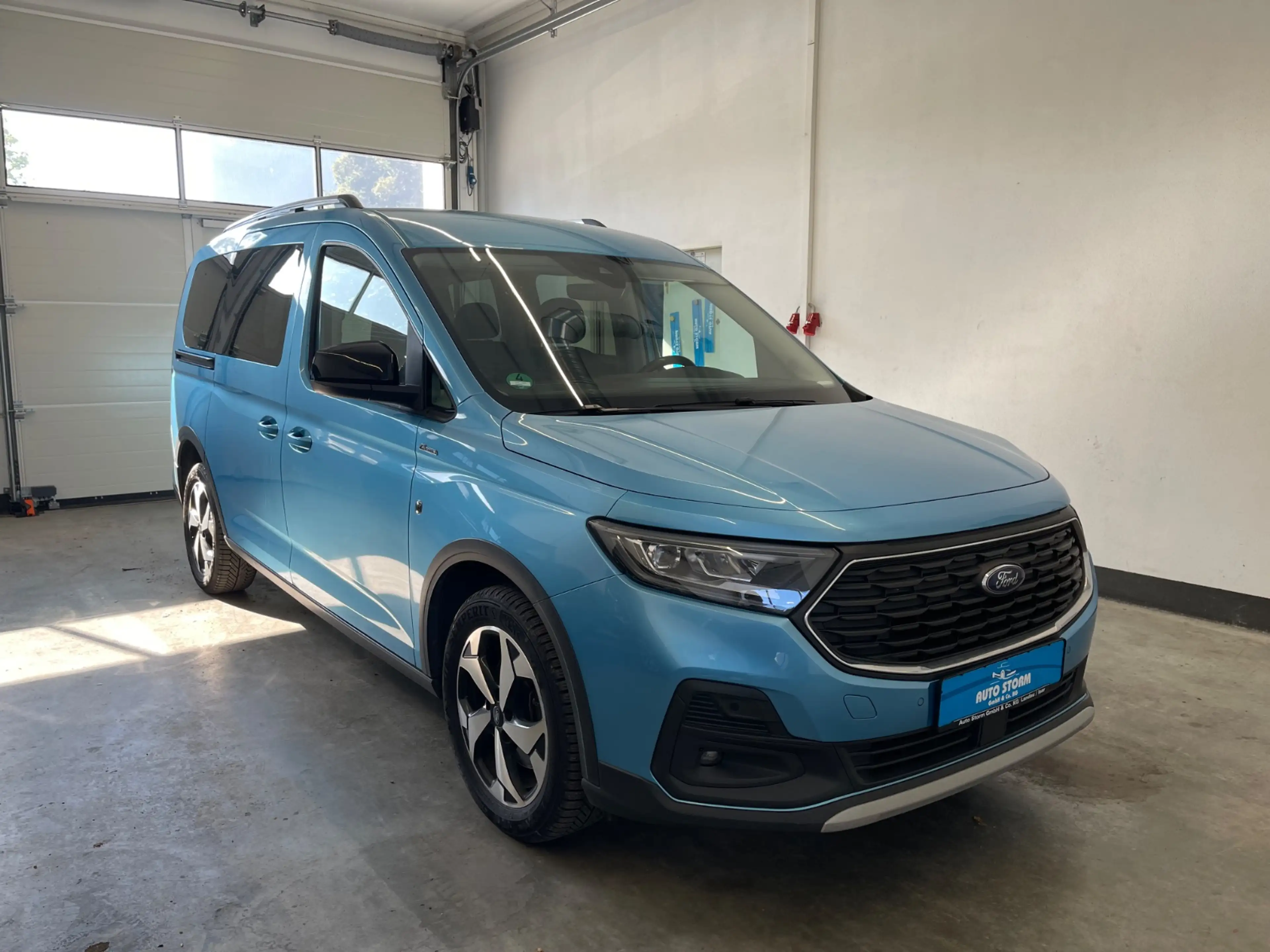 Ford Tourneo Connect 2.0 EcoBlue Grand Active*LED*R-KAM*1-HAND* LED+SHZ — photo 3