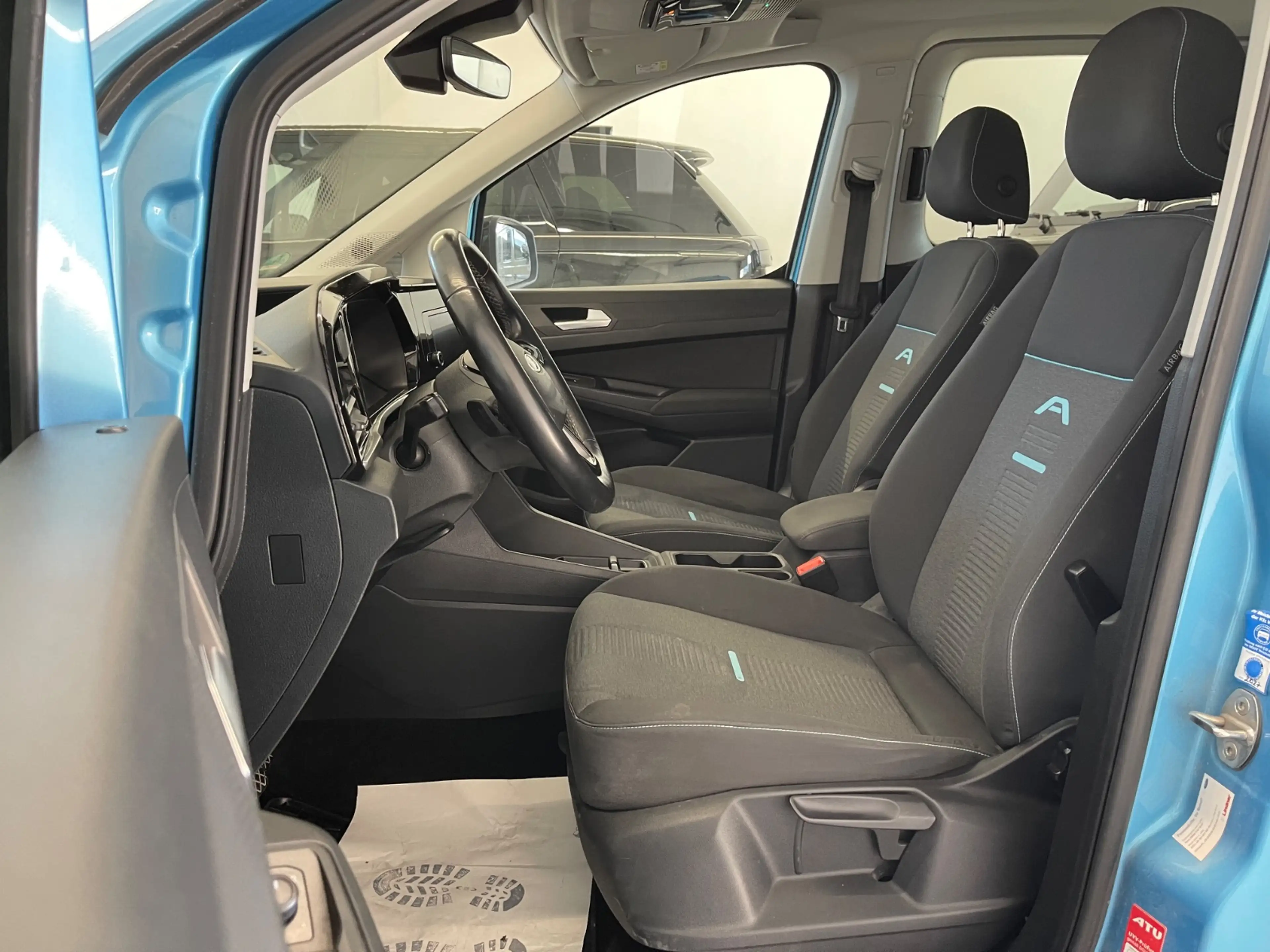 Ford Tourneo Connect 2.0 EcoBlue Grand Active*LED*R-KAM*1-HAND* LED+SHZ — photo 7