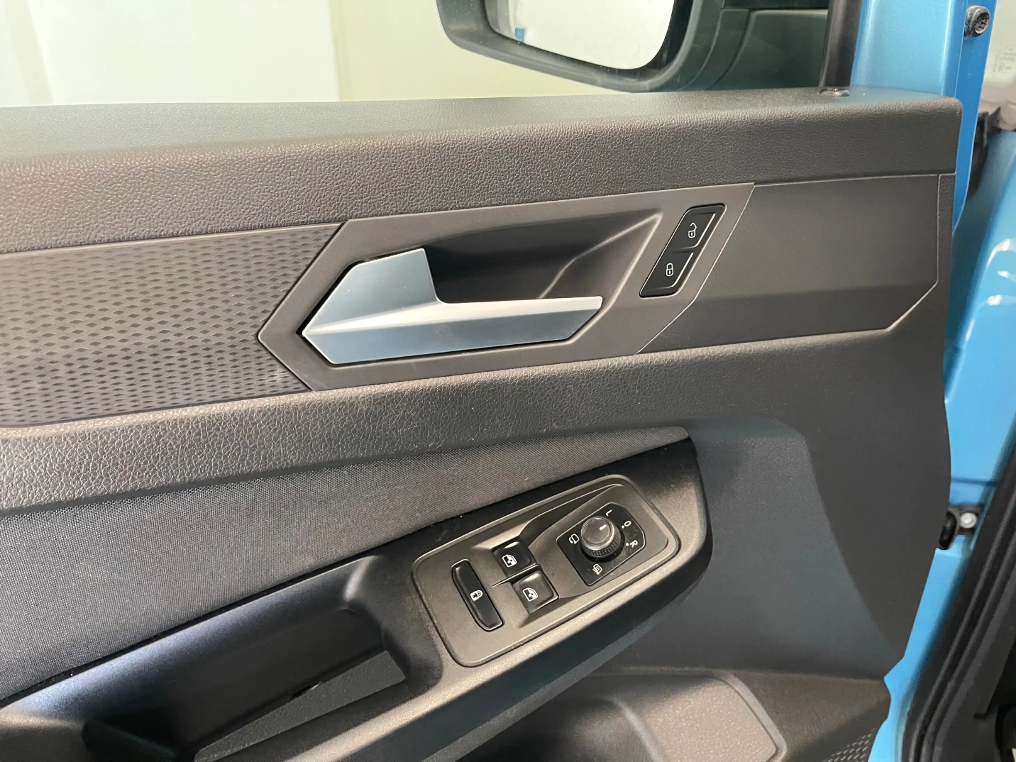 Ford Tourneo Connect 2.0 EcoBlue Grand Active*LED*R-KAM*1-HAND* LED+SHZ — photo 14