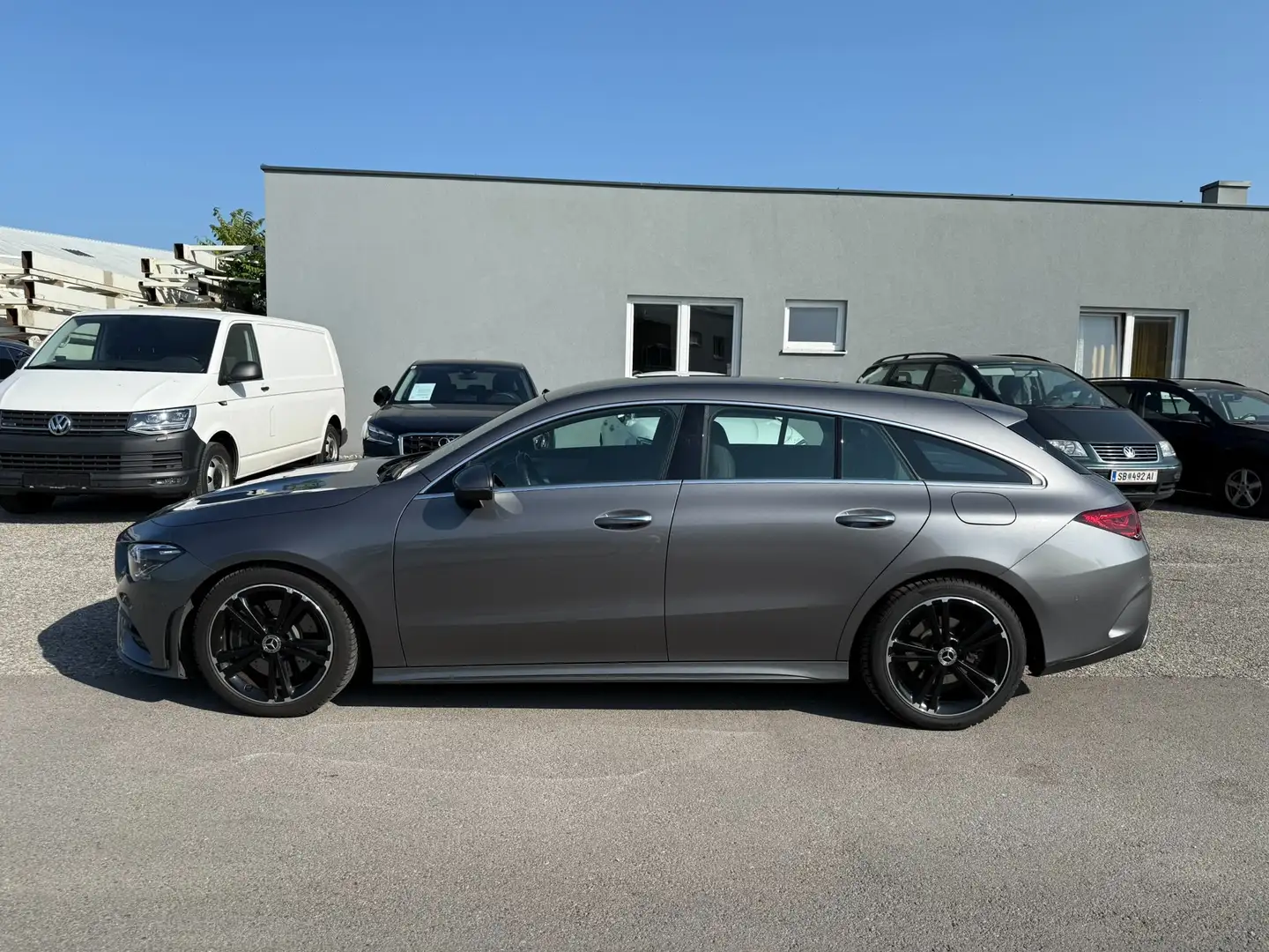 Mercedes-Benz CLA 220 CLA 220 d AMG-Line/Keyless/Alcantara/Kamera Grau - 2