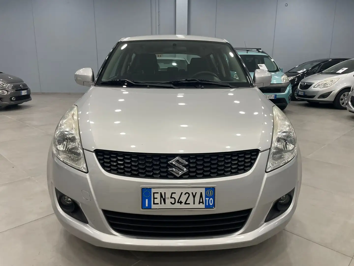 Suzuki Swift Swift 1.2 VVT 5 porte GL Top Gris - 2