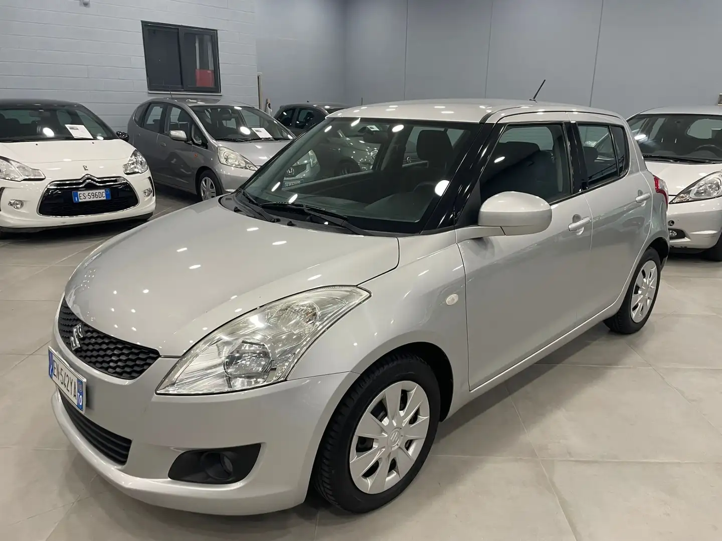 Suzuki Swift Swift 1.2 VVT 5 porte GL Top Gris - 1