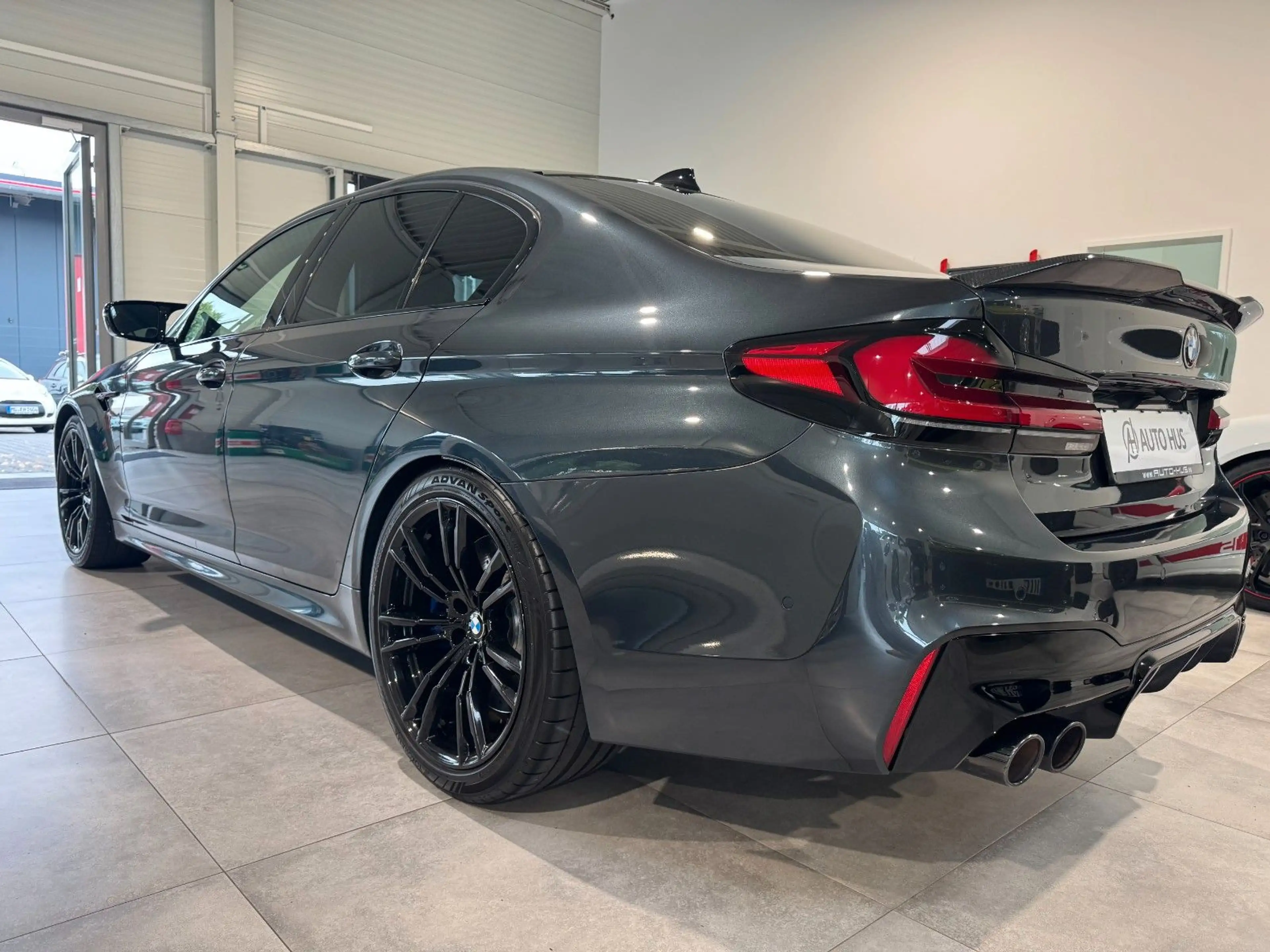 BMW M5 Competition Ambiente/NAVI/360° Kamera/Carbon — photo 6