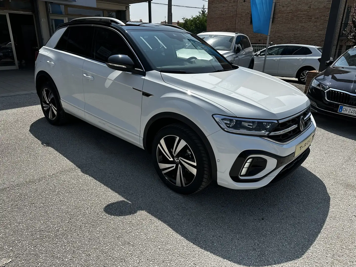 Volkswagen T-Roc T-Roc I 2022 1.0 tsi R-Line Plus 115cv Blanc - 2