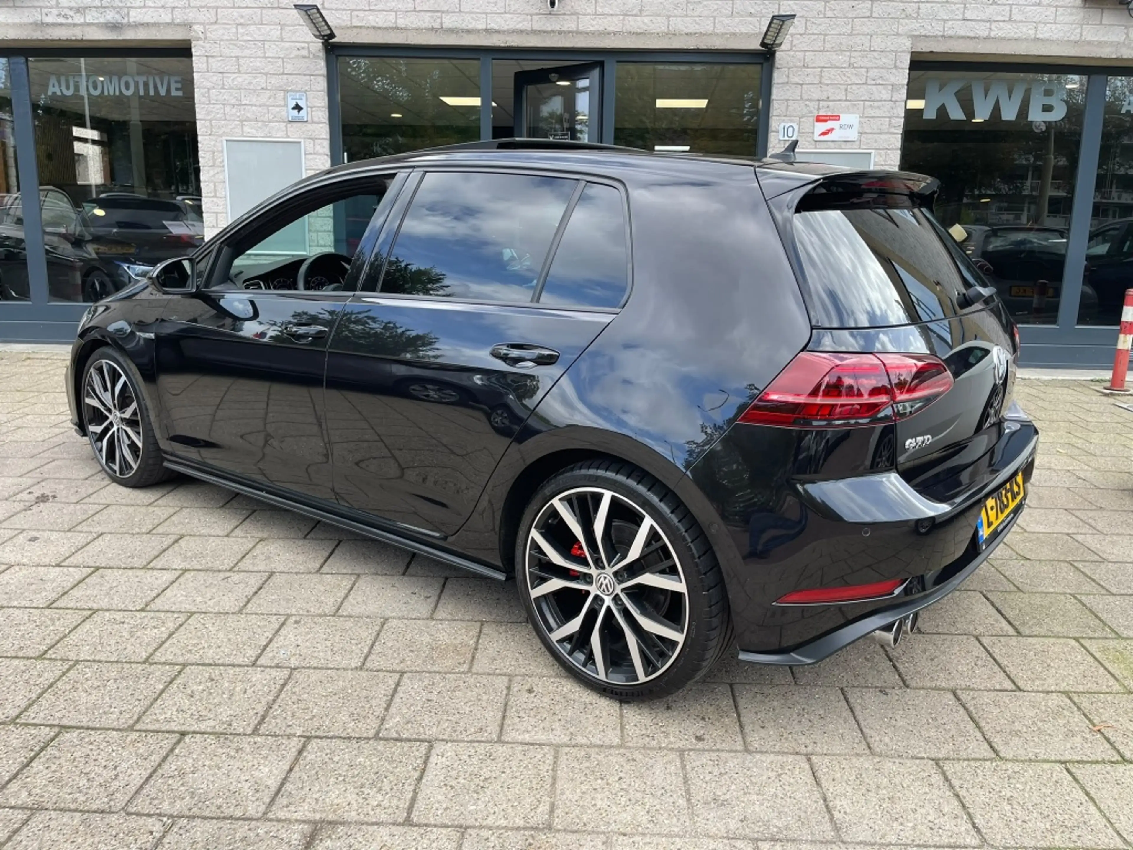 Volkswagen Golf GTD 2.0 TDI Leer Pano Dynaudio Facelift LED — photo 12