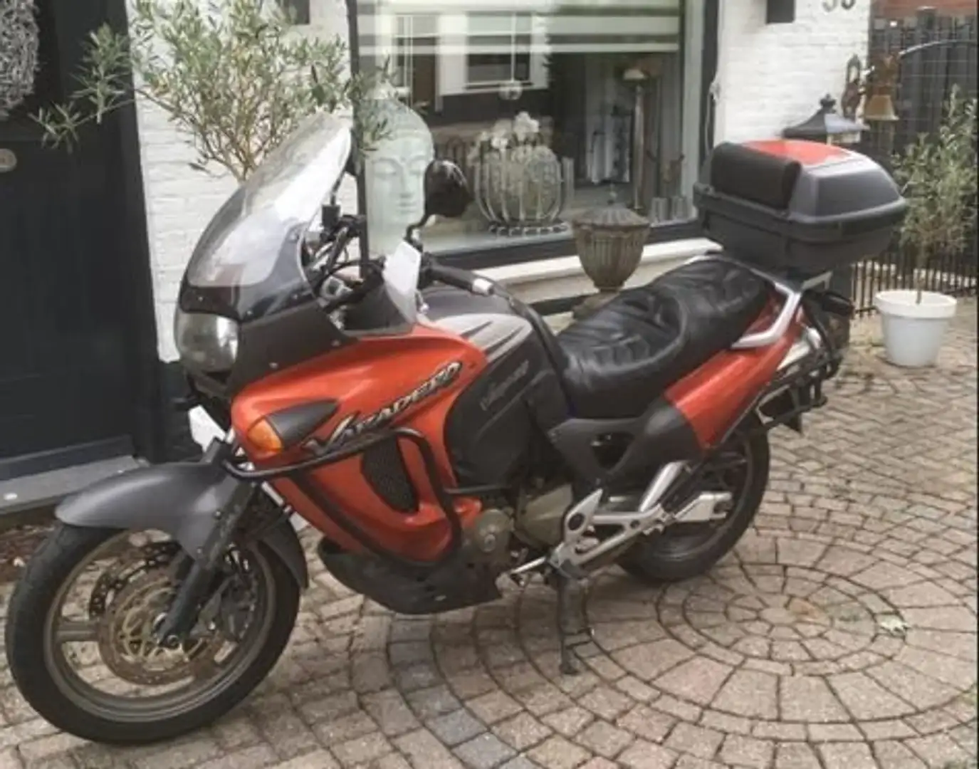 Honda Varadero Oranje - 1