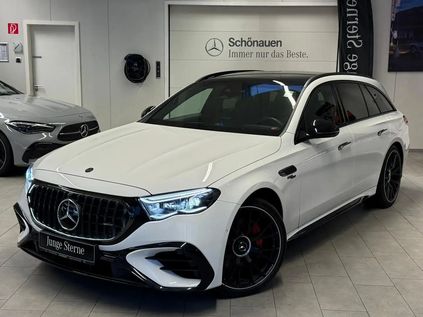 Mercedes-Benz E 53 AMG E 53 4M+ T DISTR+HUD+PANO+BURM4D+AHK+SITZKLIMA Weiß - 1