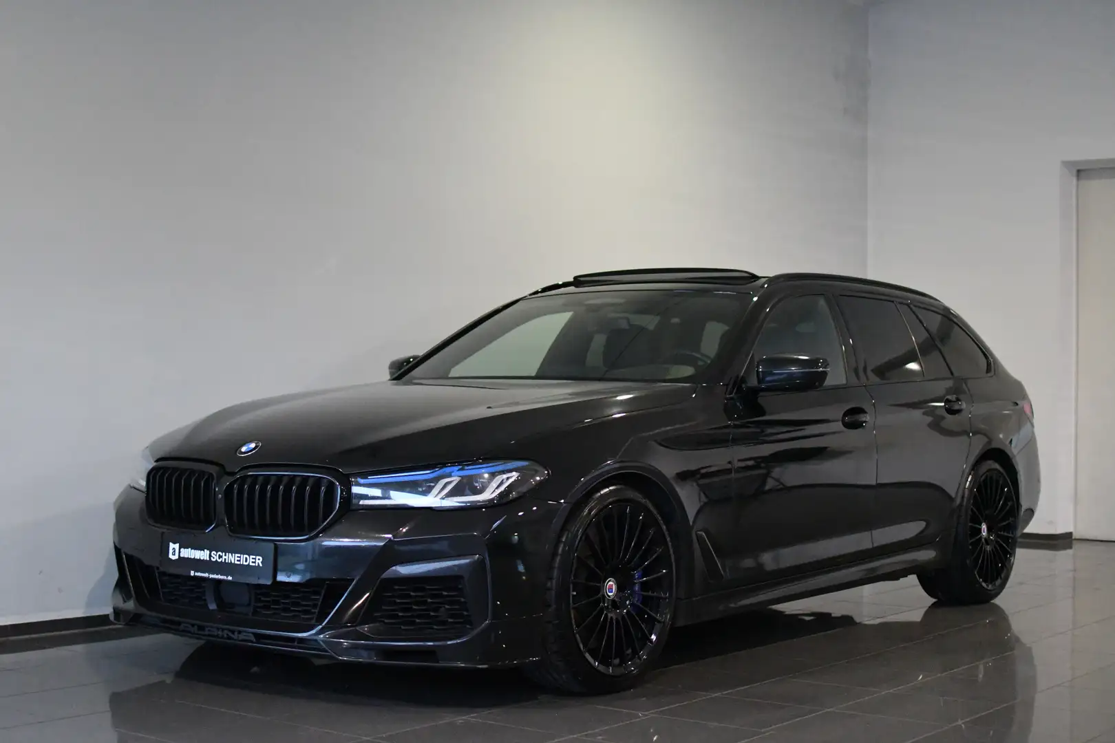 Alpina D5 S AHK Pano B&W HUD ACC Komfortsitze Laser Černá - 2