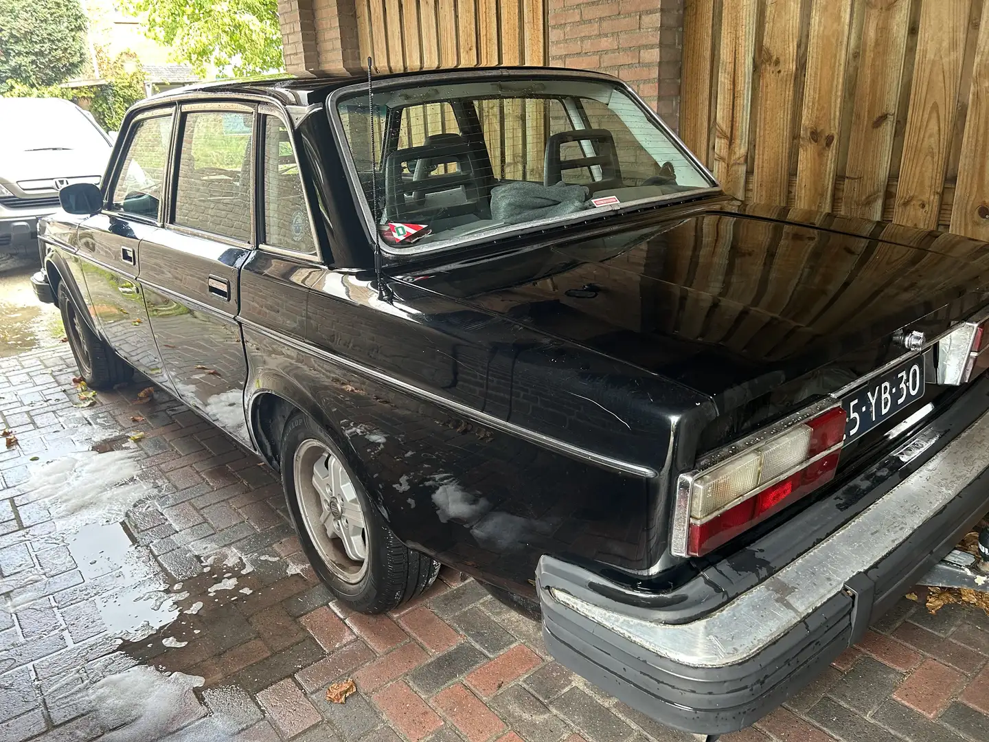 Volvo 264 Schwarz - 2
