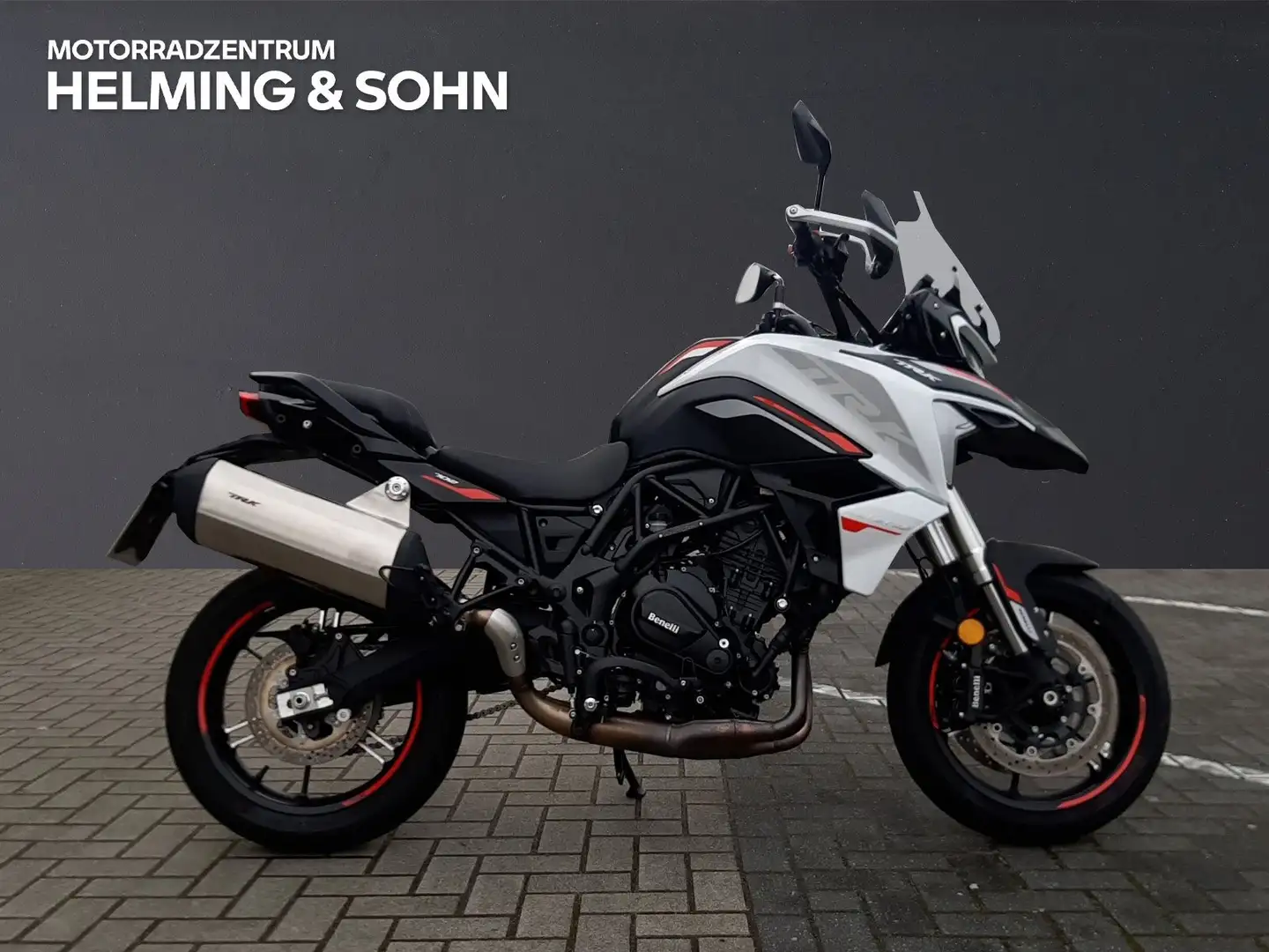 Benelli TRK 702 Blanc - 1
