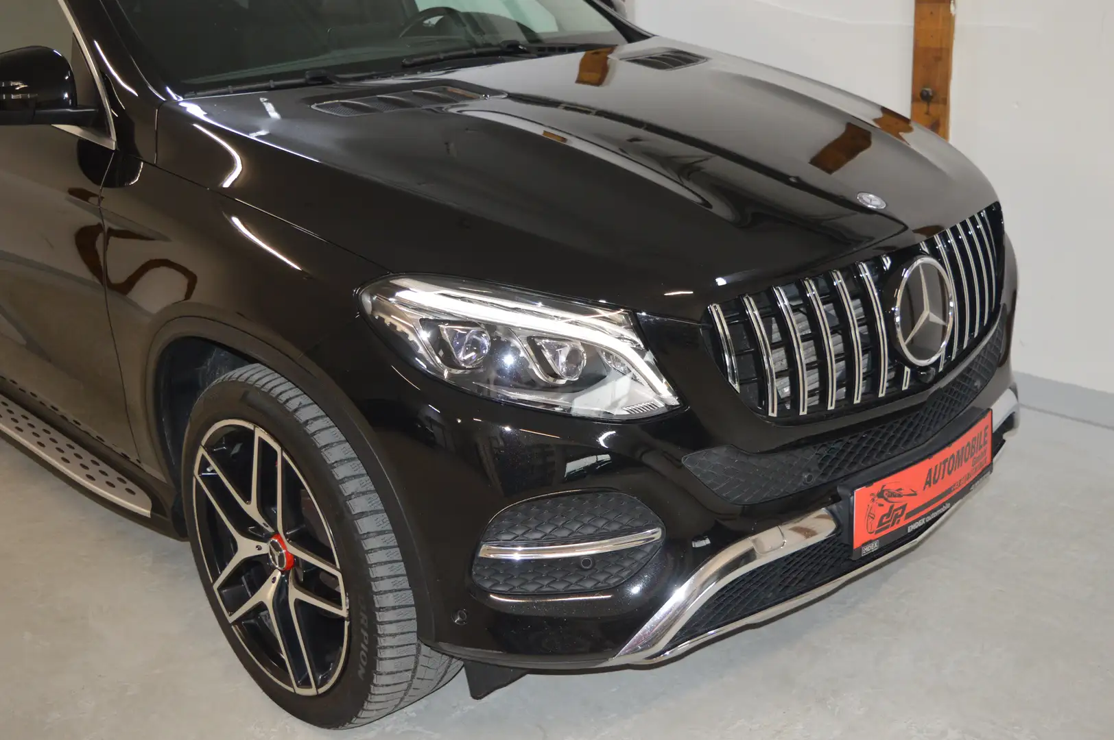 Mercedes-Benz GLE 350 CDI 4-Matic **Panorama**LED**Agility Select** Zwart - 2