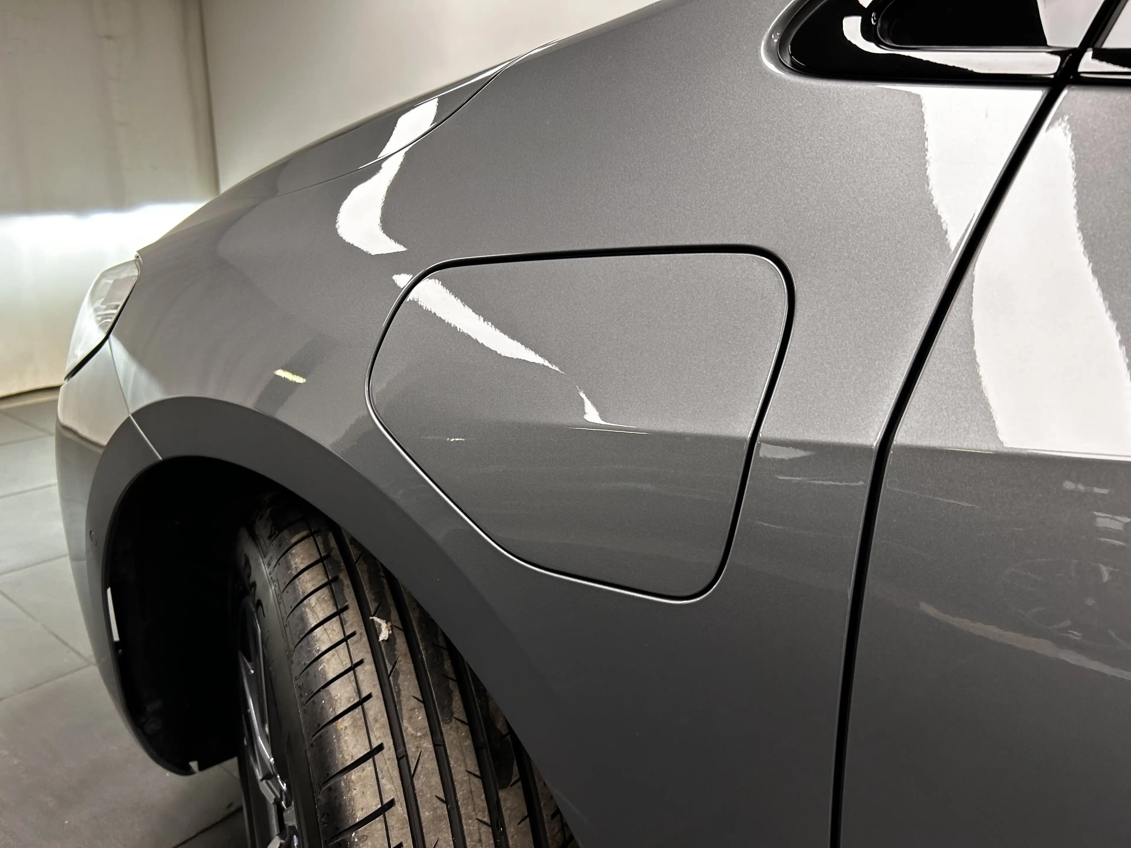 BMW 230 e xDrive Active Tourer — photo 10