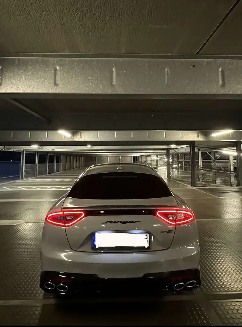 Kia Stinger 2.0 T-GDI GT Line - 1