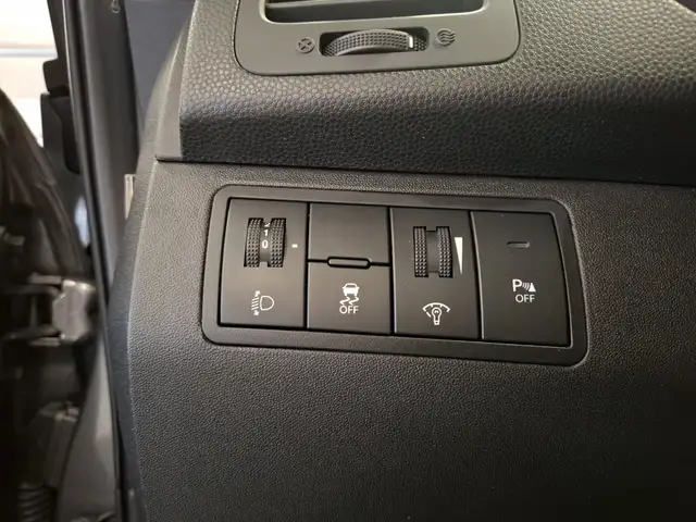 Kia Venga view 11