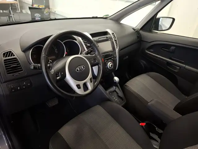 Kia Venga view 9
