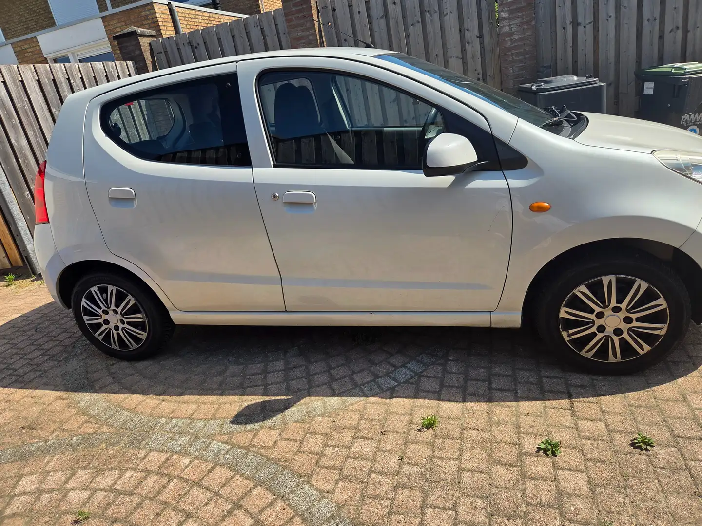 Nissan Pixo Pixo 1.0 Visia Wit - 2