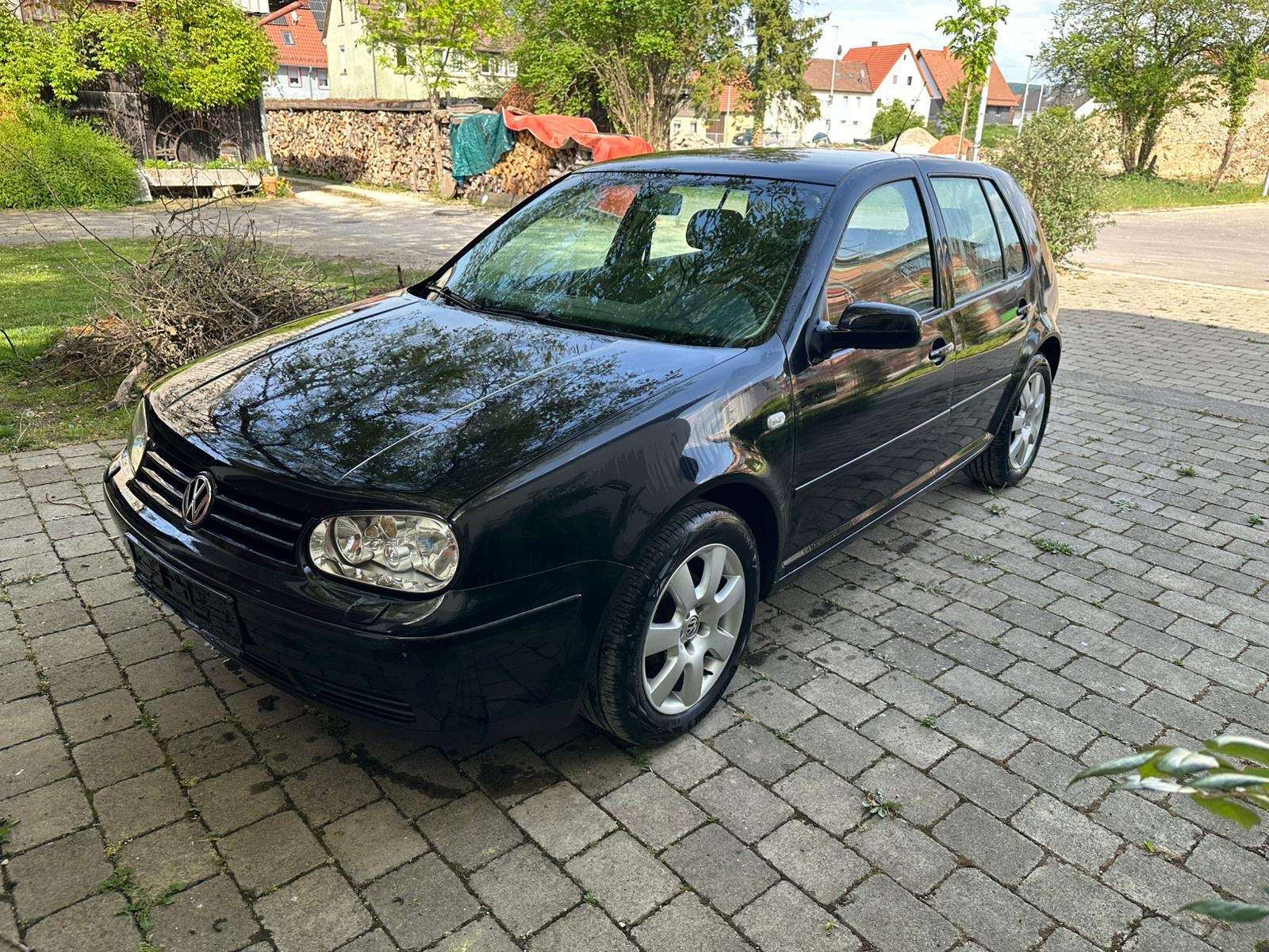 Second hand Volkswagen Golf 1.4