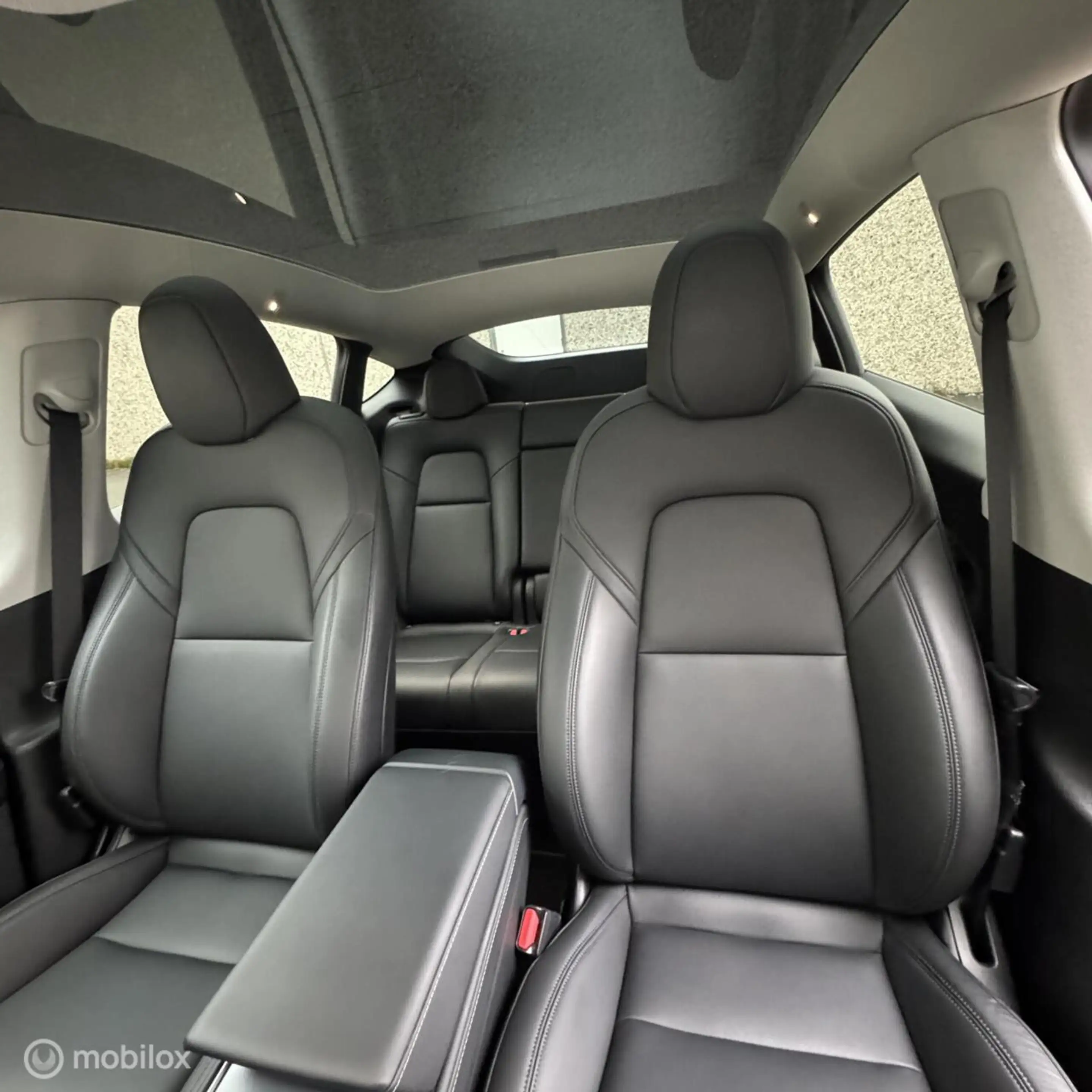 Tesla Model Y PREMIUM LFP + MMX PACK + IAP + 20" +SOH96.3% — photo 9