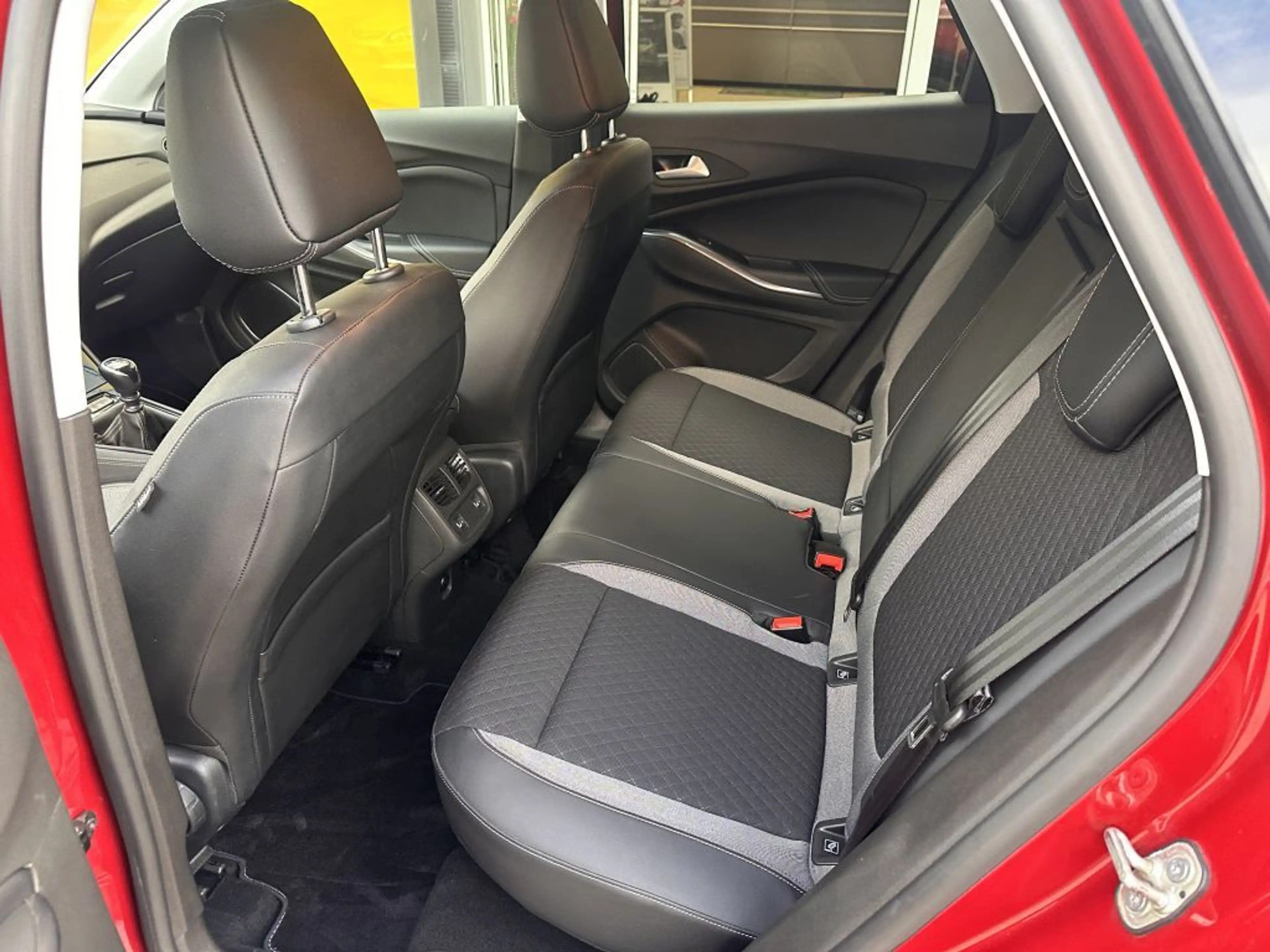 Opel Grandland X 1.2 INNOVATION +AHK+EL. HECKKLAPPE+ — photo 9