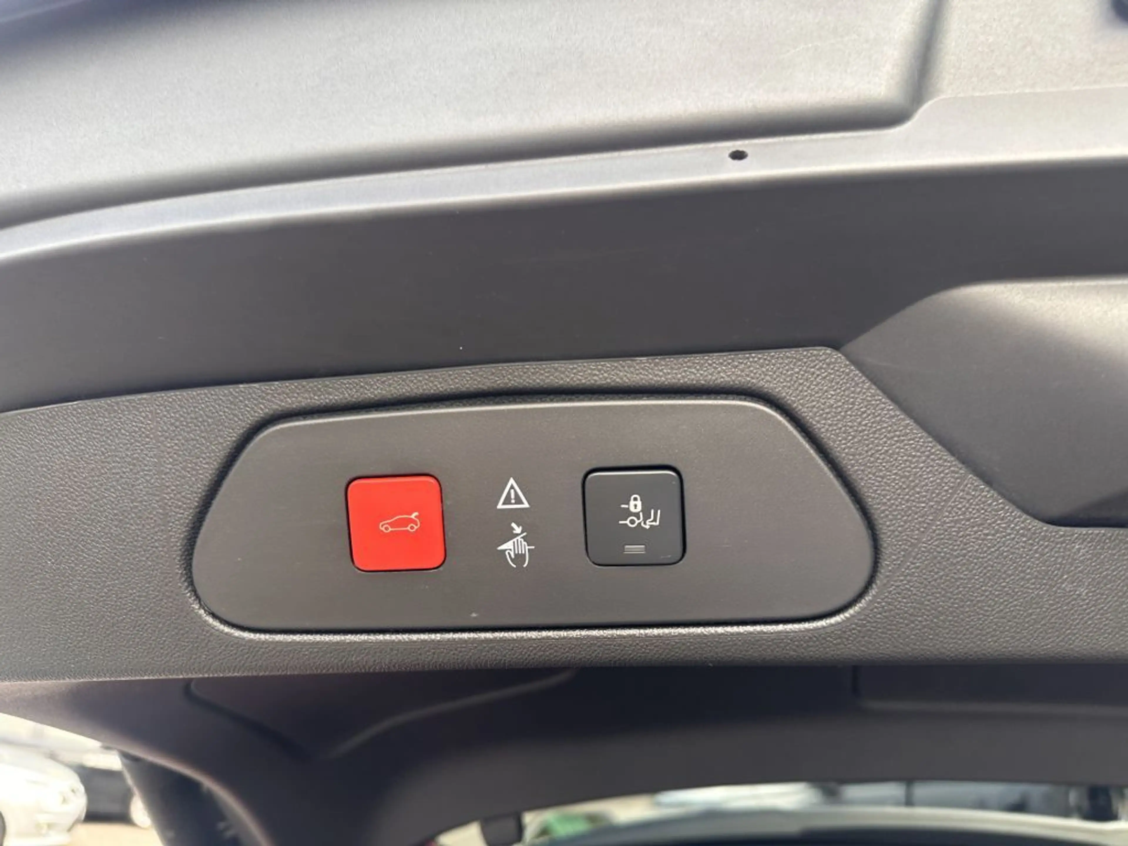 Opel Grandland X 1.2 INNOVATION +AHK+EL. HECKKLAPPE+ — photo 12