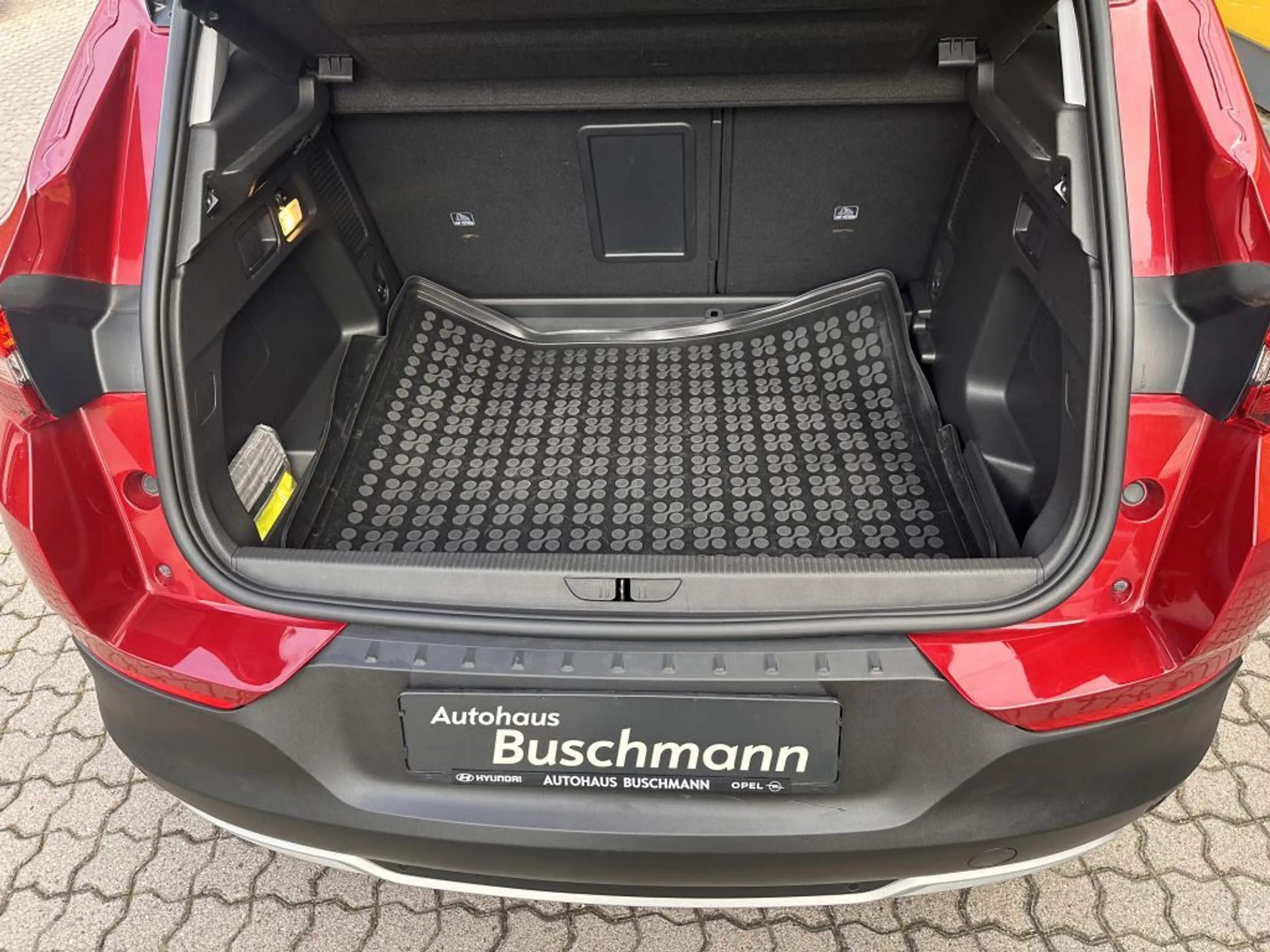 Opel Grandland X 1.2 INNOVATION +AHK+EL. HECKKLAPPE+ — photo 11