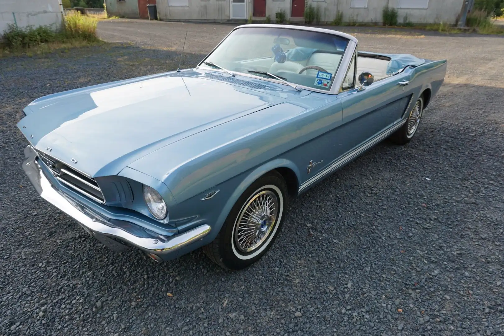 Ford Mustang Cabrio        V8 Automatik mit TüV und H Blau - 2