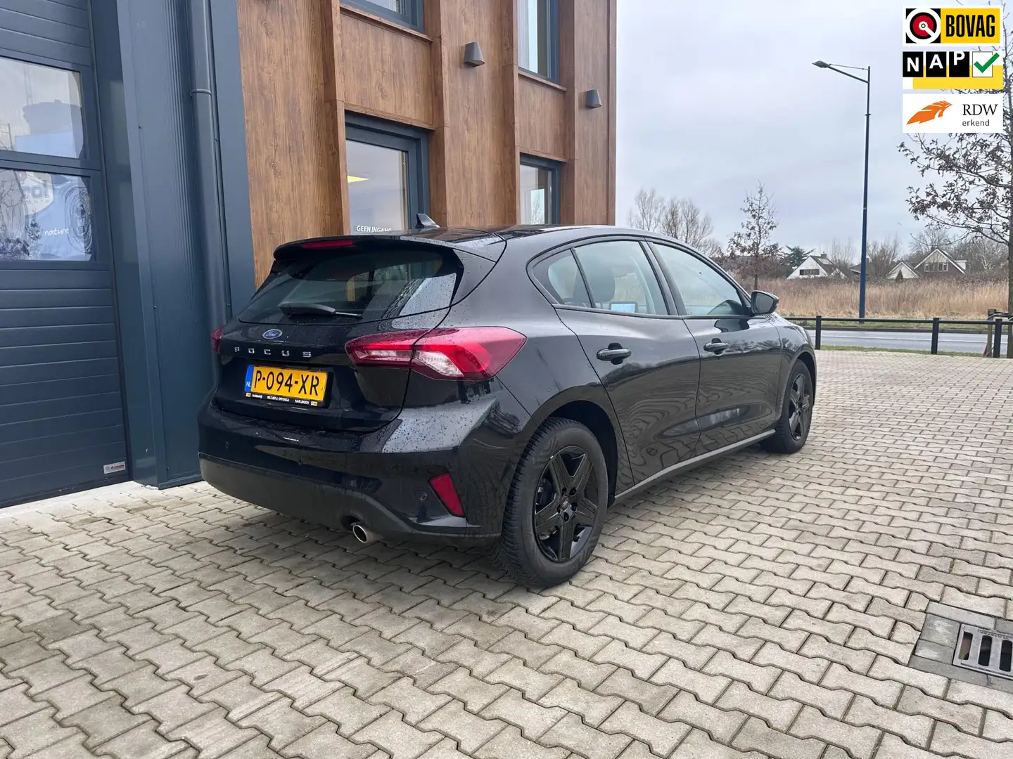 Ford Focus 1.0 EcoBoost Connected navigatie, carplay Noir - 1