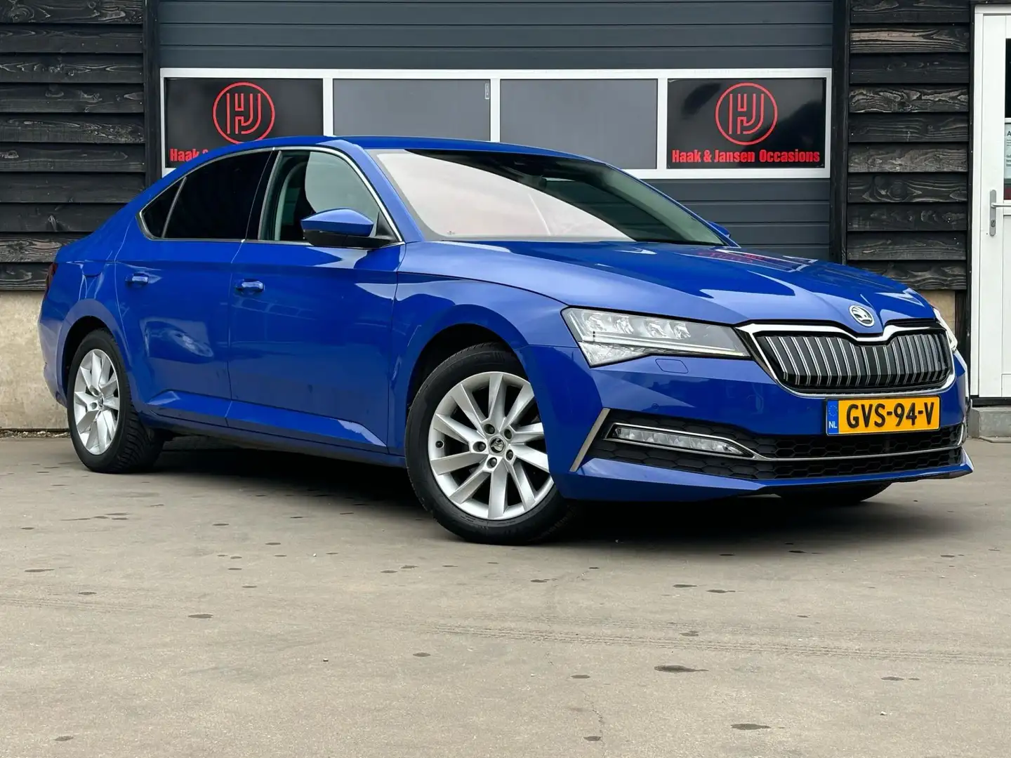 Skoda Superb 1.4 TSI iV - Acc - Lane - Carplay - Camera Azul - 2